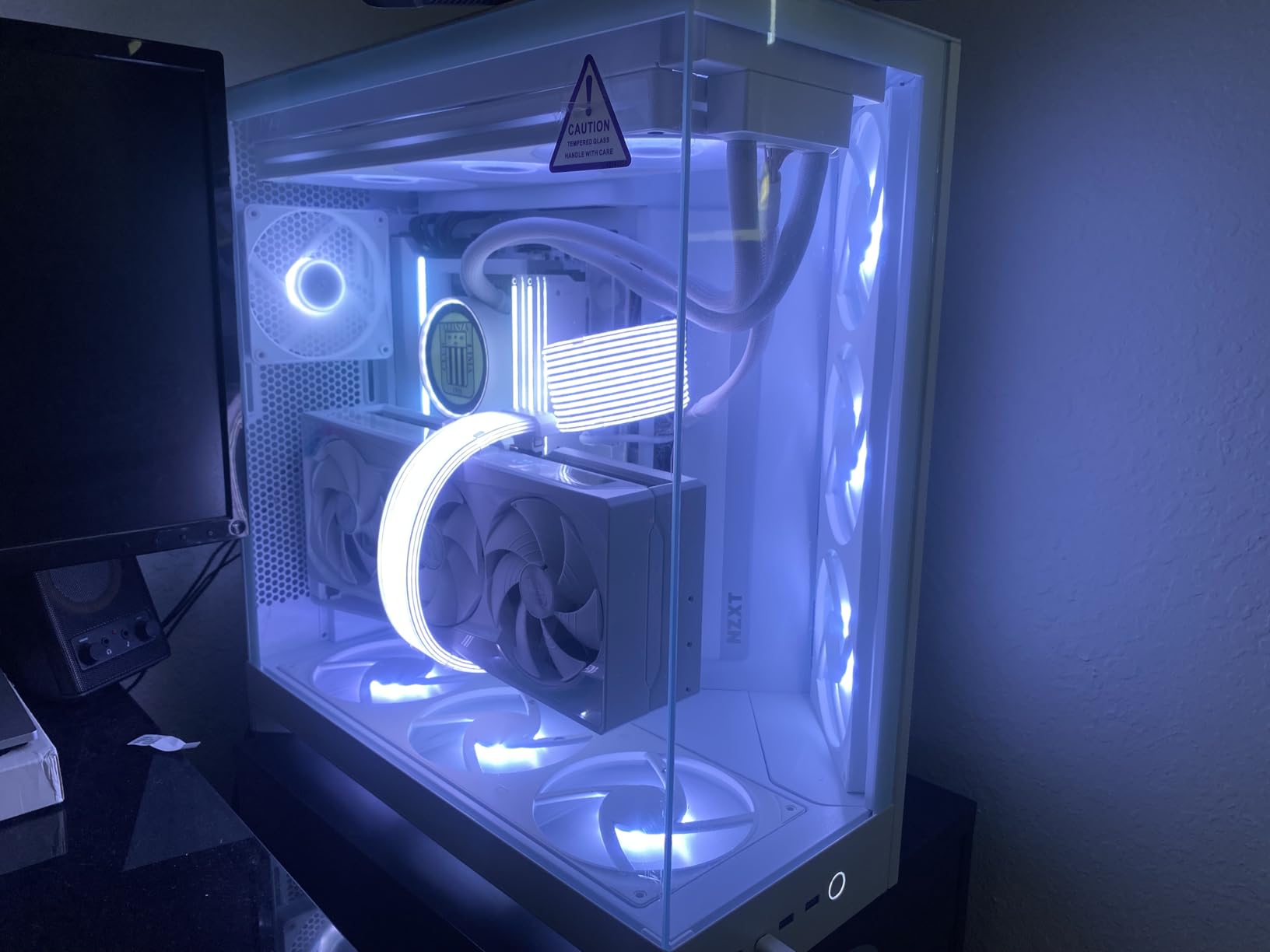 MSI MEG Ai1600T PCIE5, Fully Modular Gaming 1600W Power Supply, 80+ Titanium, Dual 12V-2x6 Cables, Server-Grade Capacitor, ATX 3.1 & PCIe 5.1 Ready, Low-Noise, Braided, 12 Year Warranty customer photo 2