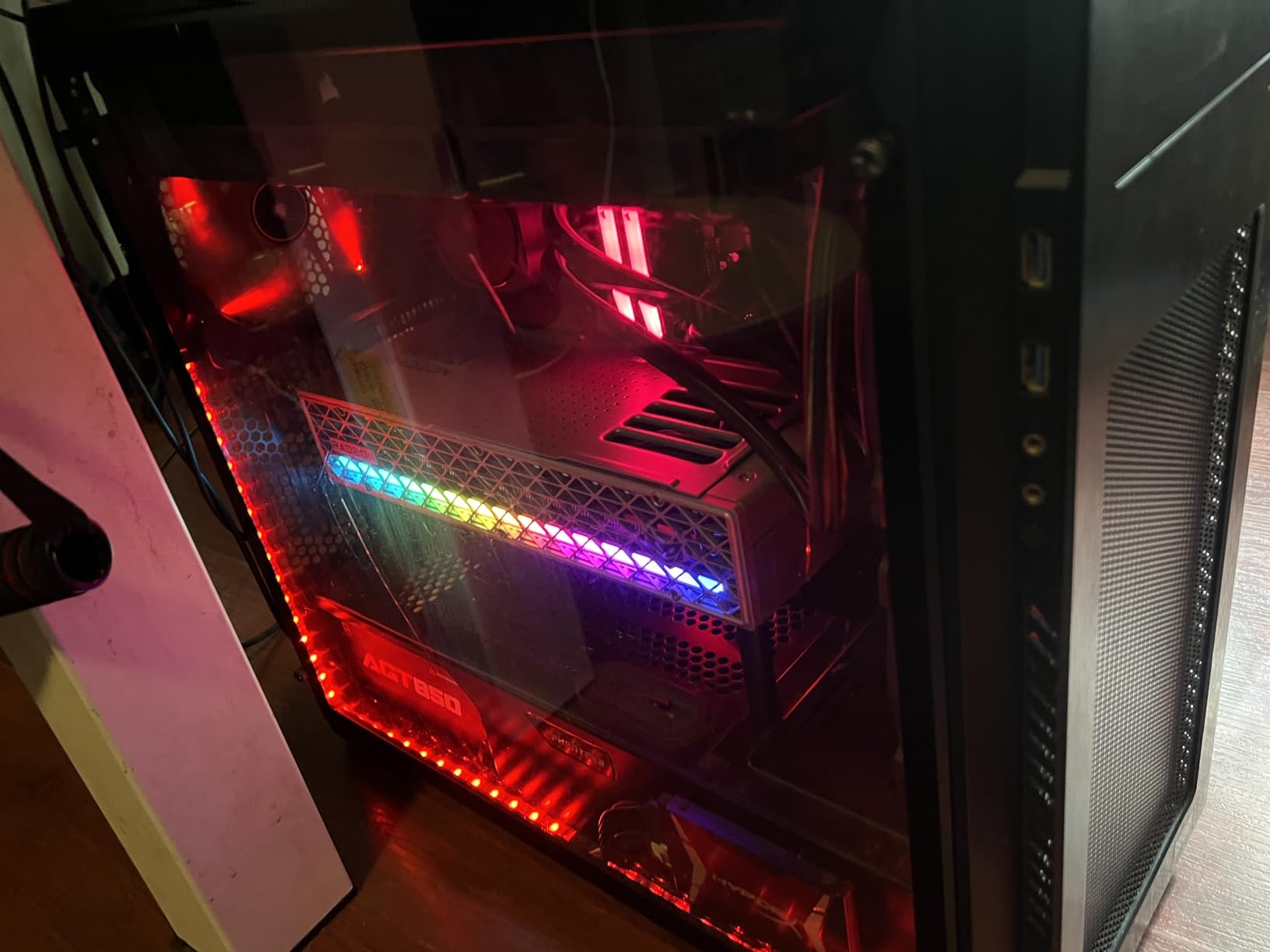 Sapphire 11348-01-20G Nitro+ AMD Radeon RX 9070 XT Gaming OC Graphics Card with 16GB GDDR6, AMD RDNA 4 customer photo 1