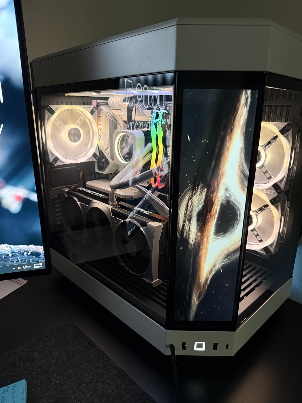 Velztorm LCD White Praetix Custom Built Y70 Touch Gaming Desktop PC (GeForce RTX 5080 16GB, Liquid Cooled Intel i9-14900K, 32GB DDR5, 2TB PCIe SSD, 1000W PSU, WiFi 6, Win11Home) customer photo 1