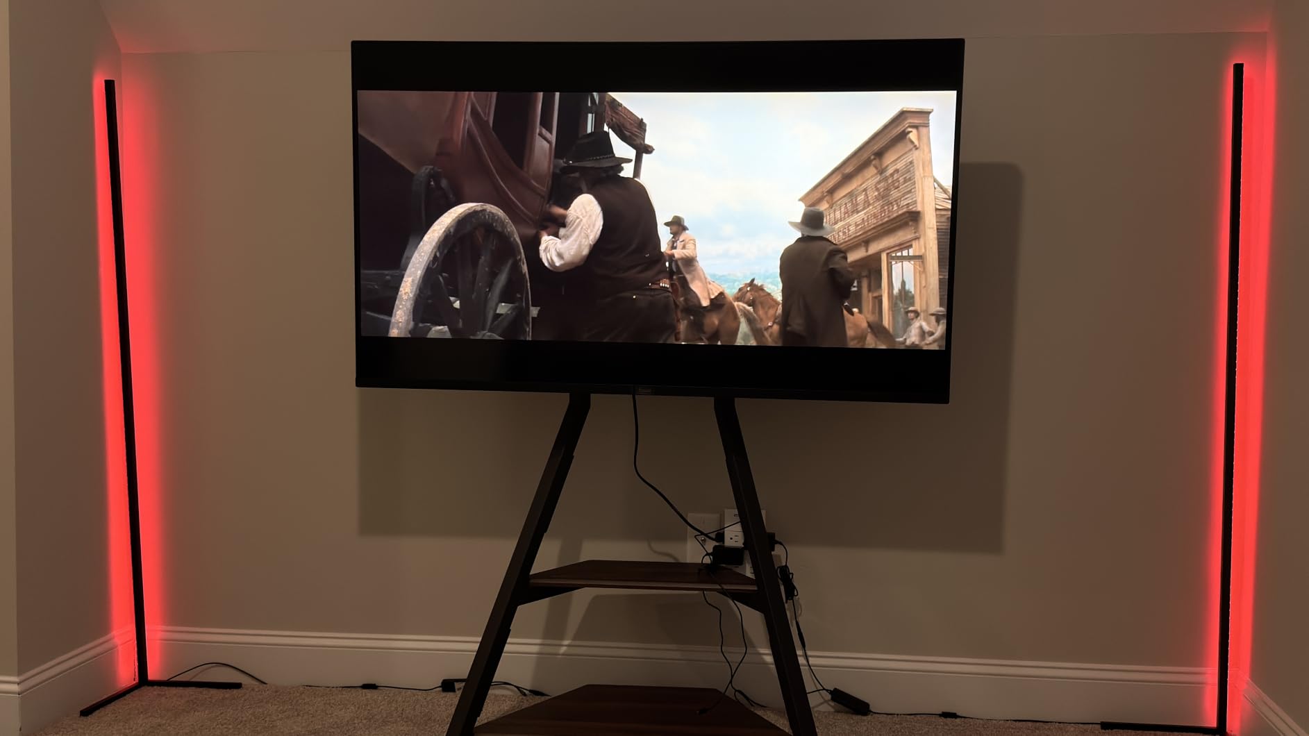 Roku 55-Inch Pro Series Smart TV - 4K QLED Mini-LED TV - RokuTV customer photo 2