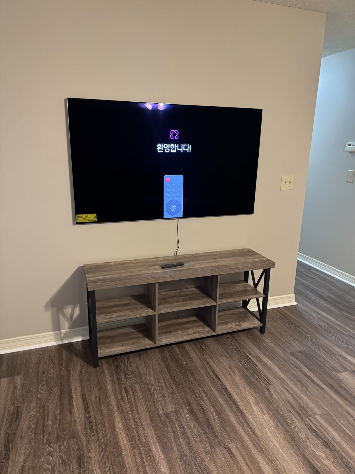 LG 65-Inch Class OLED evo AI Super Upscaling 4K G5 Series Smart TV w/Dolby Atmos, Vision, HDR10, Filmmaker Mode, Wow Orchestra, Alexa Built-in (OLED65G5WUA, 2025) customer photo 1