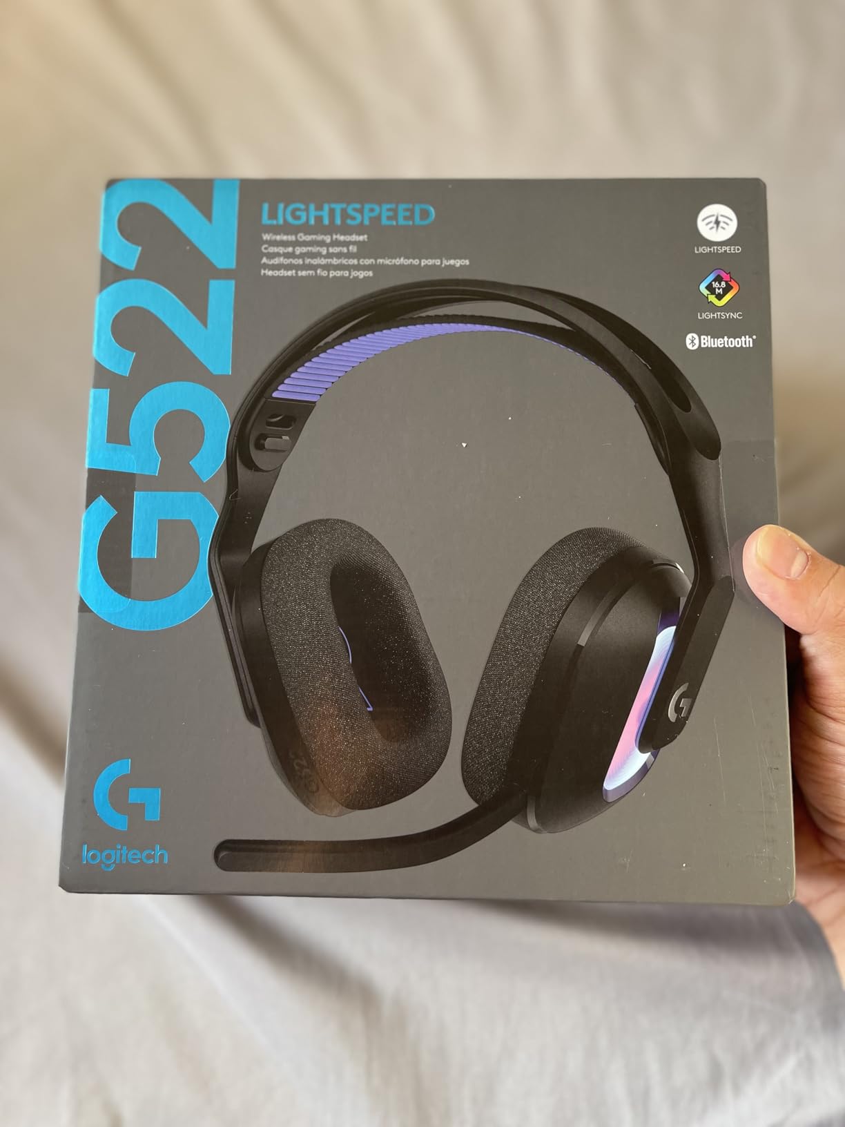 Logitech G522 Lightspeed Wireless Gaming Headset, Full-Band Mic, Advanced Audio, Tri-Connect (Lightspeed, Bluetooth, USB A to C), LIGHTSYNC RGB, for PC & Nintendo Switch/Switch 2 - Black customer photo 2