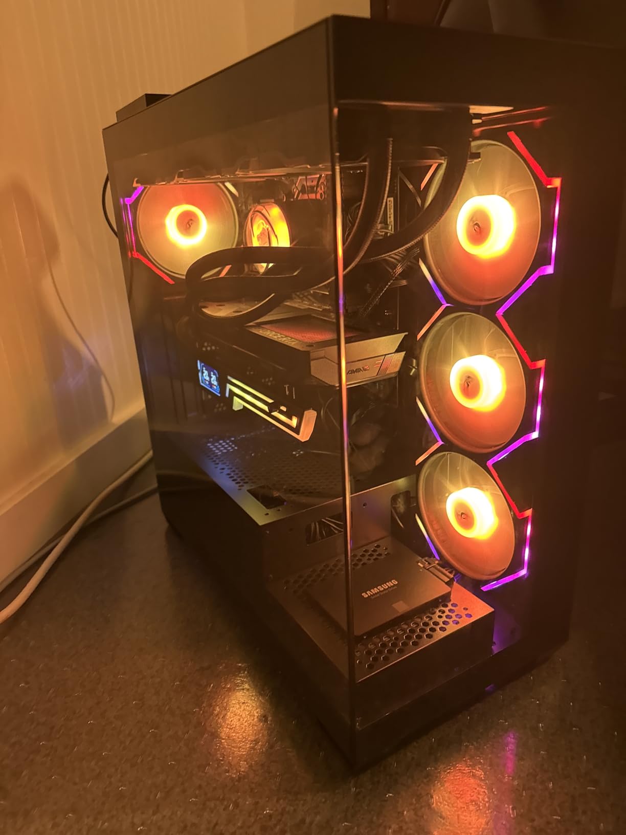 GIGABYTE GeForce RTX 5050 Gaming OC 8G Graphics Card, 8GB 128-bit GDDR6, PCIe 5.0, WINDFORCE Cooling System customer photo 2