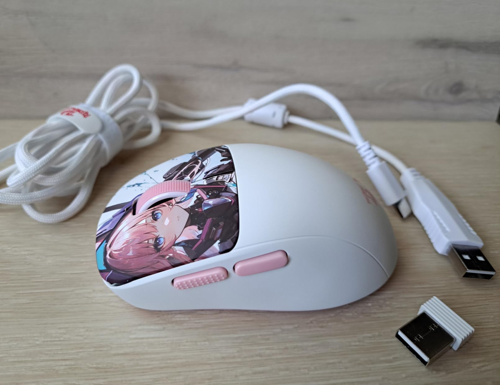 Redragon M817 PRO Wireless Gaming Mouse, 24000 DPI Optical Mini Mice with 6 Programmable Buttons & Ergonomic Design, 50G Ultra Lightweight, Suitable for Small Hands customer photo 1