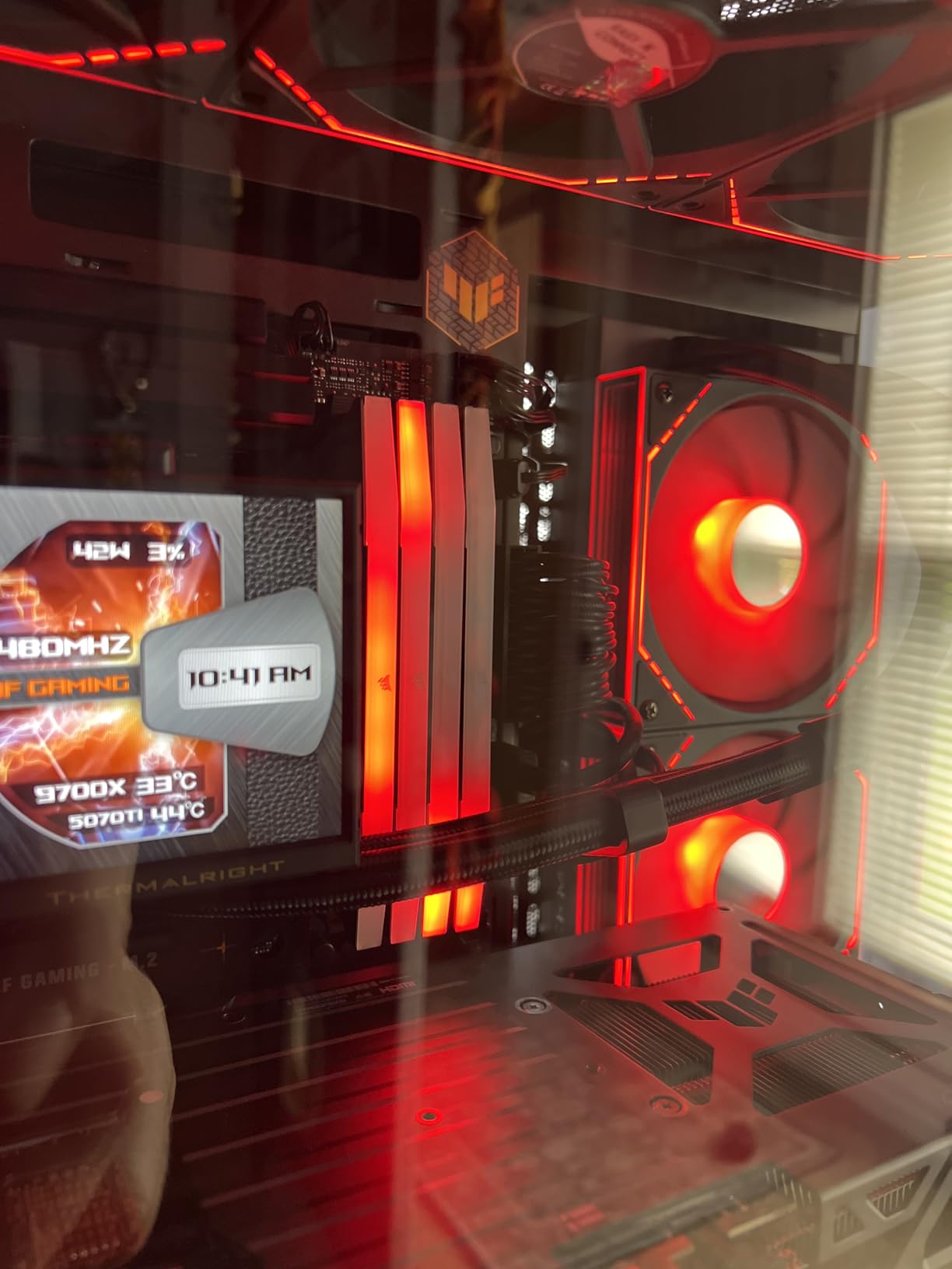 Thermalright Peerless Vision 360 ARGB Black CPU Aio Cooler,PC 360 Specification Water Cooler System,3.95''IPS LCD Screen with 480x480 Resolution,for AM4/AM5;Intel 1700/1851,3 Wireless Splicing Fans customer photo 2