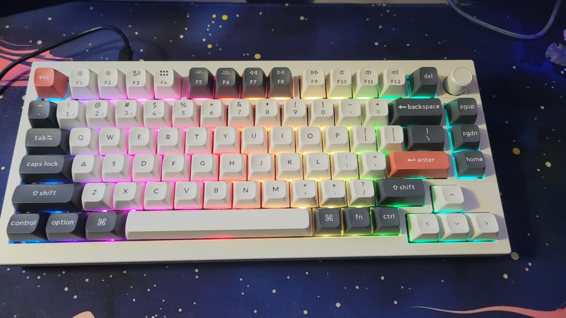 Keychron Q1 Ultra 8K 75% Wireless Mechanical Keyboard, Aluminum Hot-Swappable RGB, Brown Switch, 82 Keys, 600h Battery Life, 2.4GHz/Bluetooth/Wired, ZMK Programmable, Mac Windows Linux - White customer photo 2