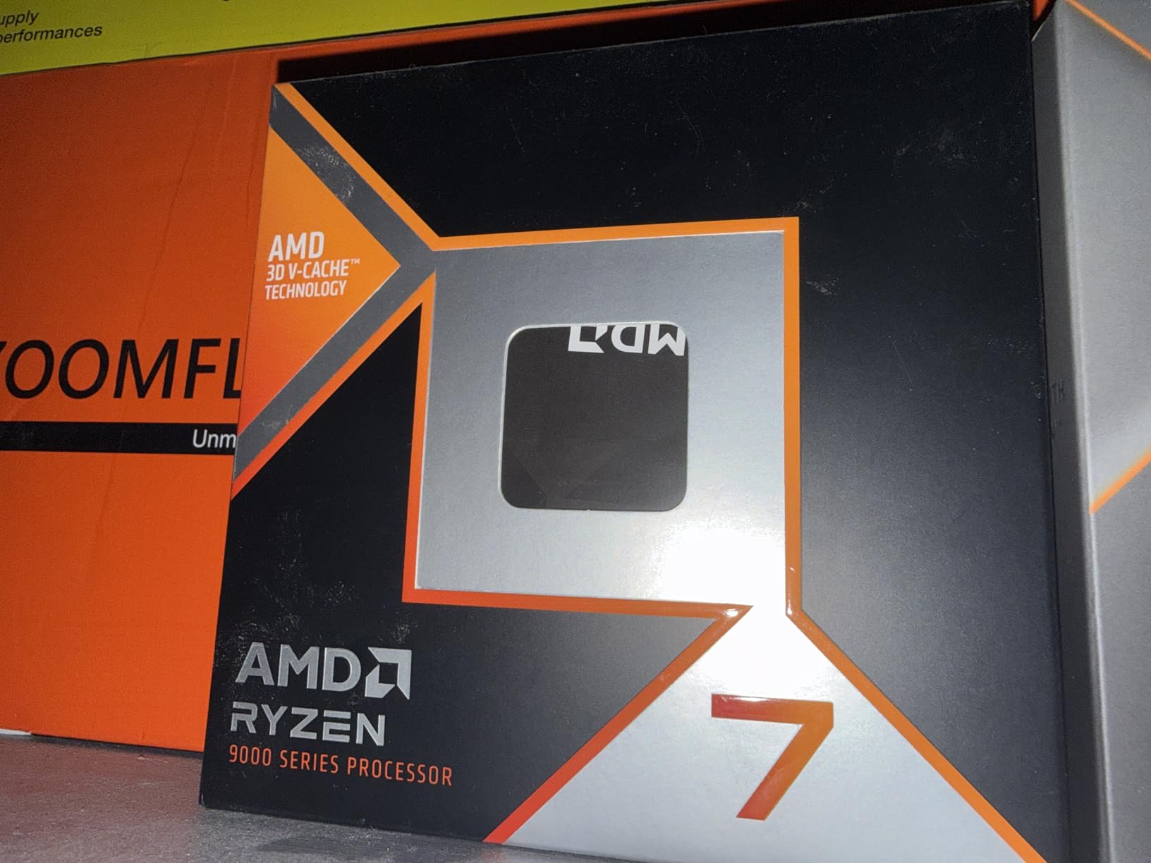 AMD Ryzen 7 9850X3D Desktop Processor customer photo 2