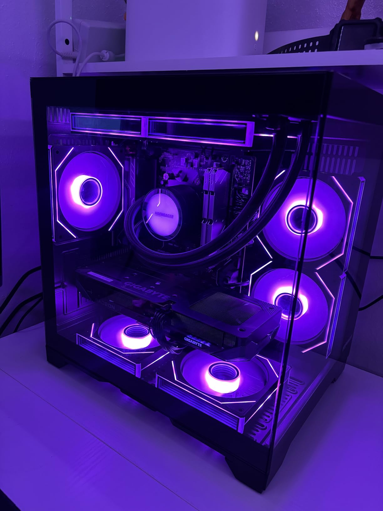 Gaming PC Desktop Computer | AMD Ryzen 7 7800X3D & RTX 5070 12GB | 32GB DDR5 6000MHz RAM | 1TB SSD | PSU 650W | WiFi & BT | 240mm Liquid Cooler & 7 RGB Fans | Windows 11 | White customer photo 2