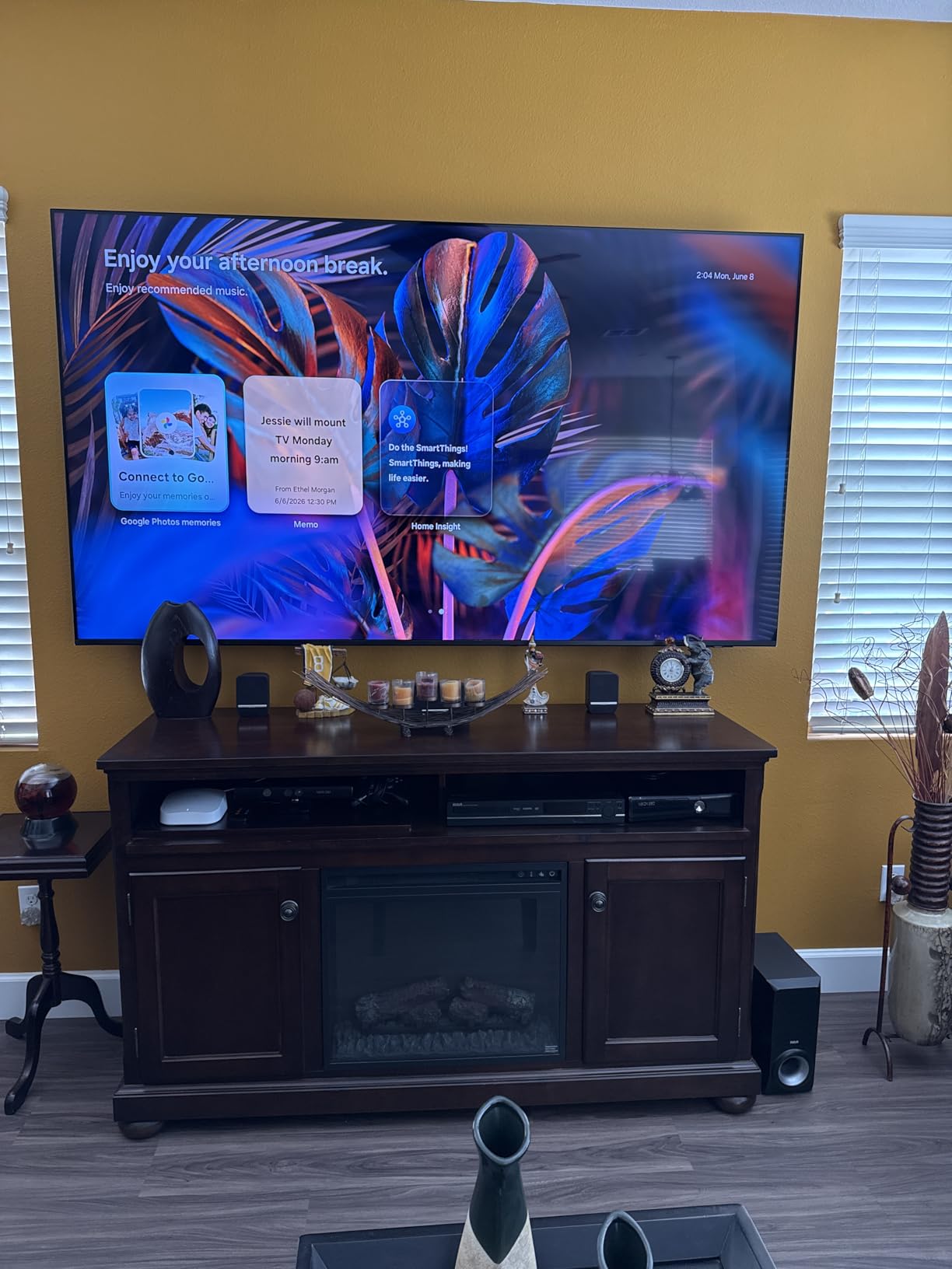Samsung 65-Inch Class M80H Series Mini LED 4K Smart TV (2026 Model) - Vision AI, Mini LED with AI Mode, Motion Xcelerator 144Hz, Pure Spectrum Color, Auto HDR Remastering, Alexa Built-in customer photo 1