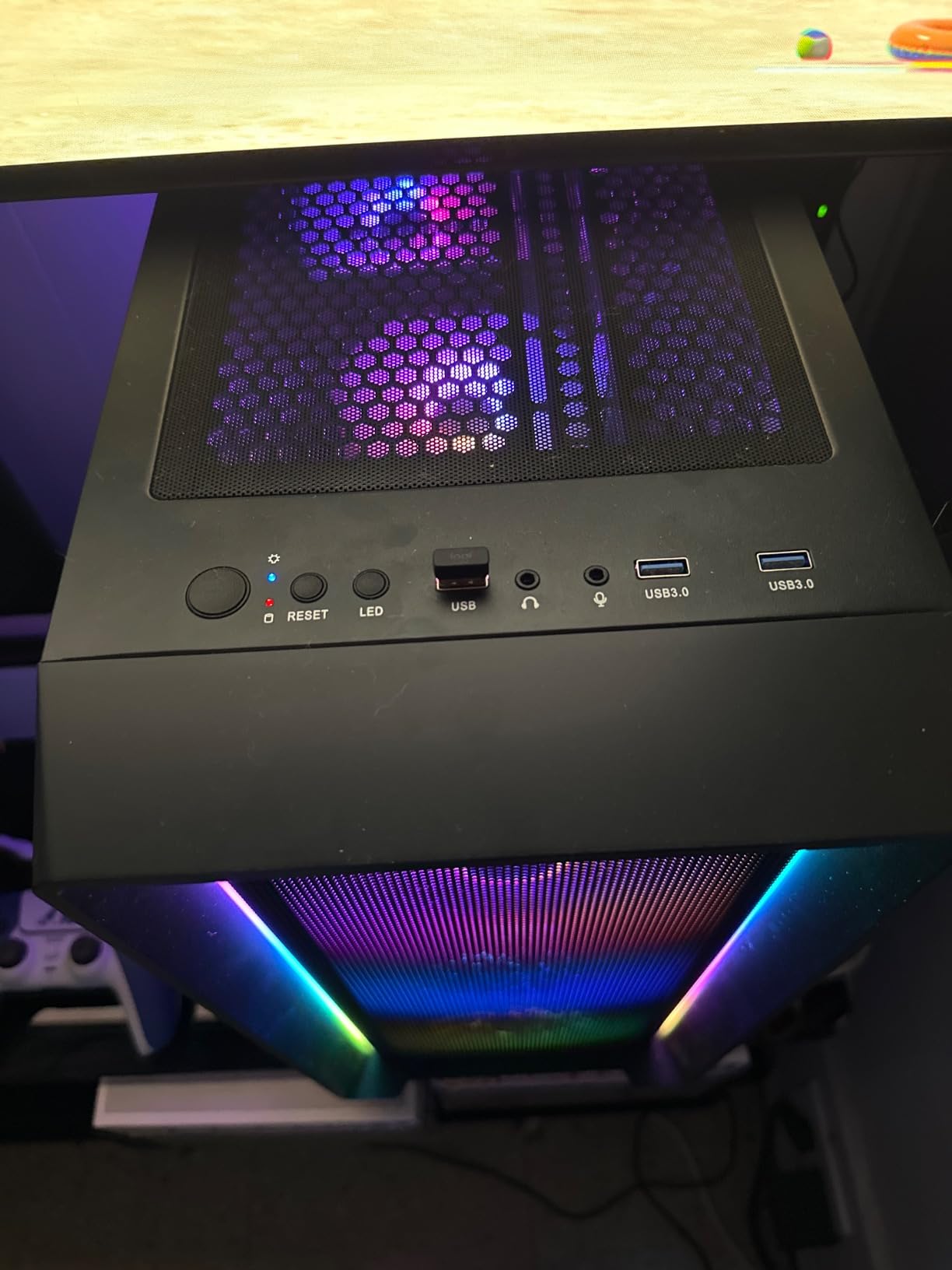 Skytech Gaming O11 Vision Gaming PC, AMD Ryzen 7 9850X3D 4.7GHz, NVIDIA RTX 5070 Ti 16GB VRAM, 2TB Gen4 NVMe SSD, 32GB DDR5 RAM 5600, 850W Gold ATX 3 PSU, 360 ARGB AIO, WI-FI 5, Windows 11, Desktop customer photo 2
