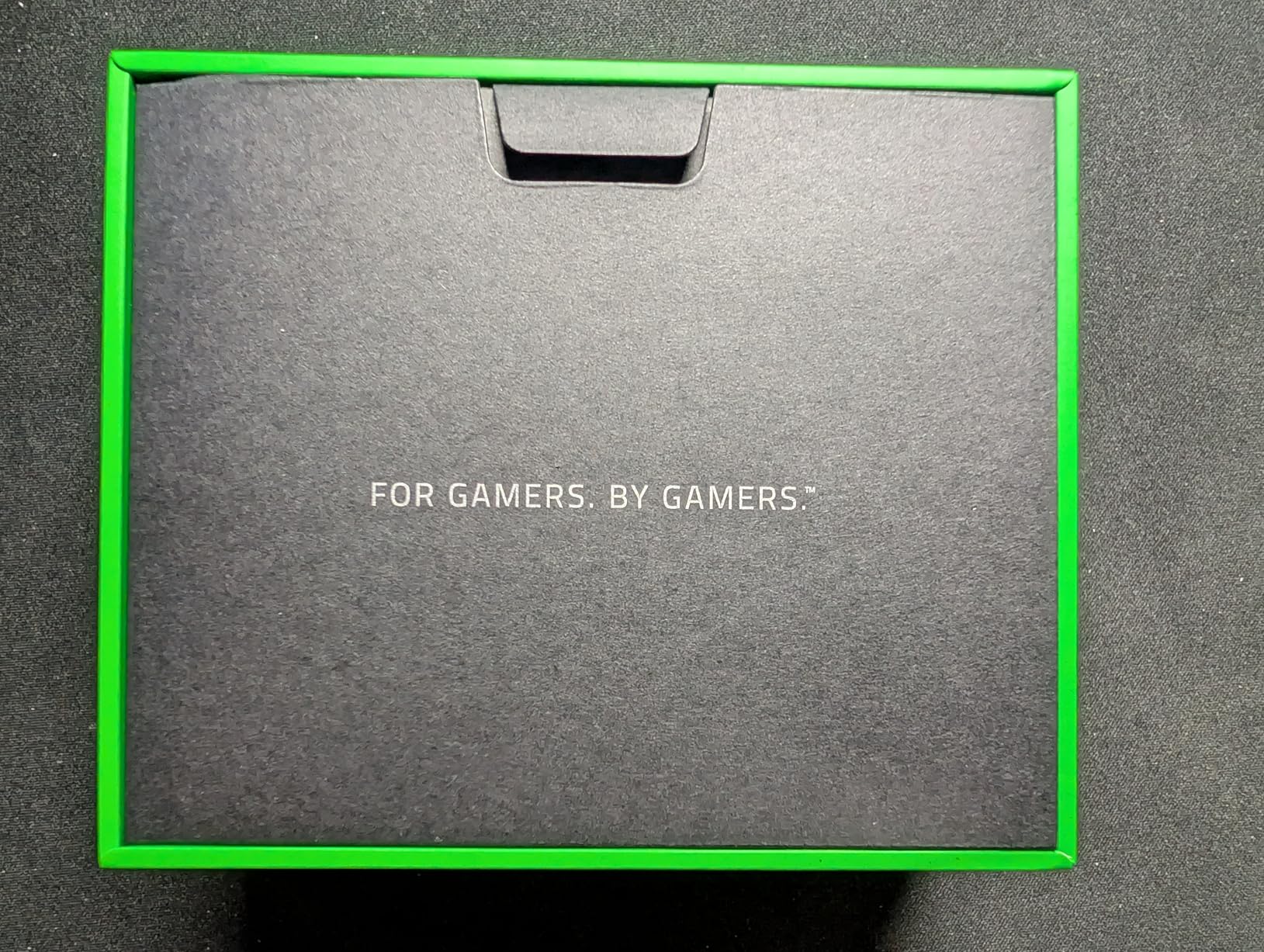 Razer Hammerhead V3 HyperSpeed Wireless Multi-Platform ANC Gaming Earbuds - 2.4GHz & Bluetooth 6.0, Up to 40 Hr Battery, THX Spatial Audio, for Smartphones, PC, Laptop, Tablet, PS5, Steam Deck - Black customer photo 1
