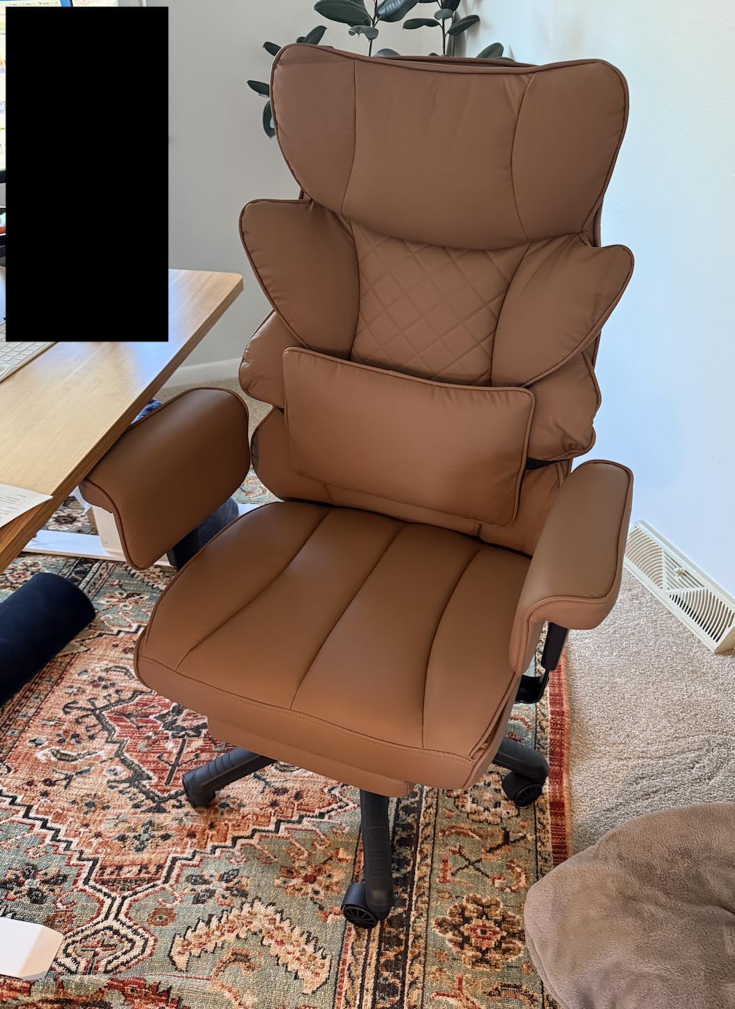 Dowinx Big and Tall Office Chair with Pocket Spring Cushion, High Back Computer Gaming Chairs with Adjustable Armrests and Lumbar Support, Executive Desk Chairs with Footrest (PU, White) customer photo 2