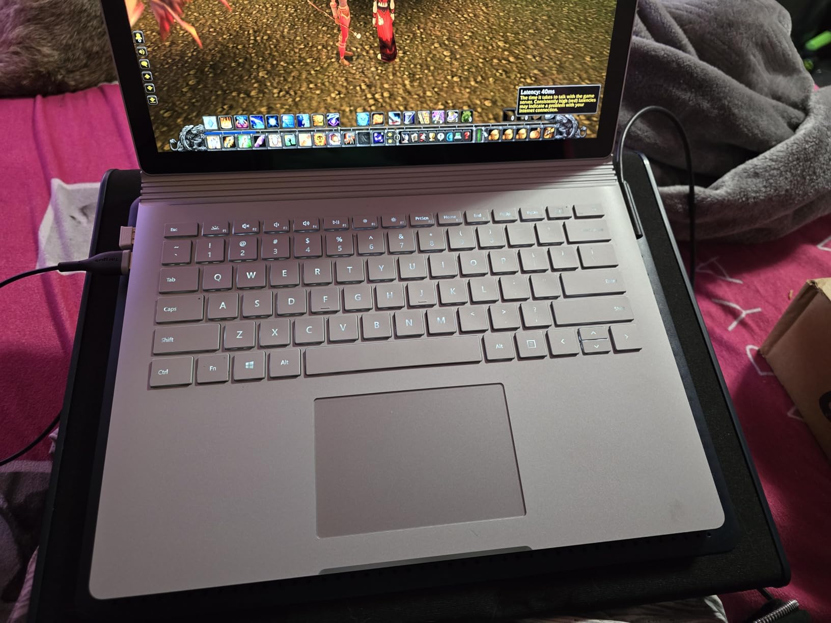 Targus 17 Inch Dual Fan Lap Chill Mat - Soft Neoprene Laptop Cooling Pad for Heat Protection, Fits Most 17 Inch Laptops and Smaller - USB-A Connected Dual Fans for Heat Dispersion (AWE55US) customer photo 2