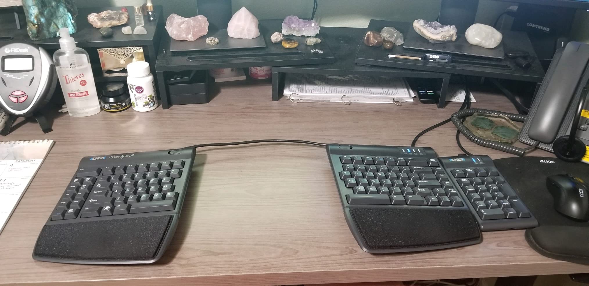 Freestyle2 USB-A Ergonomic Keyboard w/ VIP3 Lifters for PC (9
