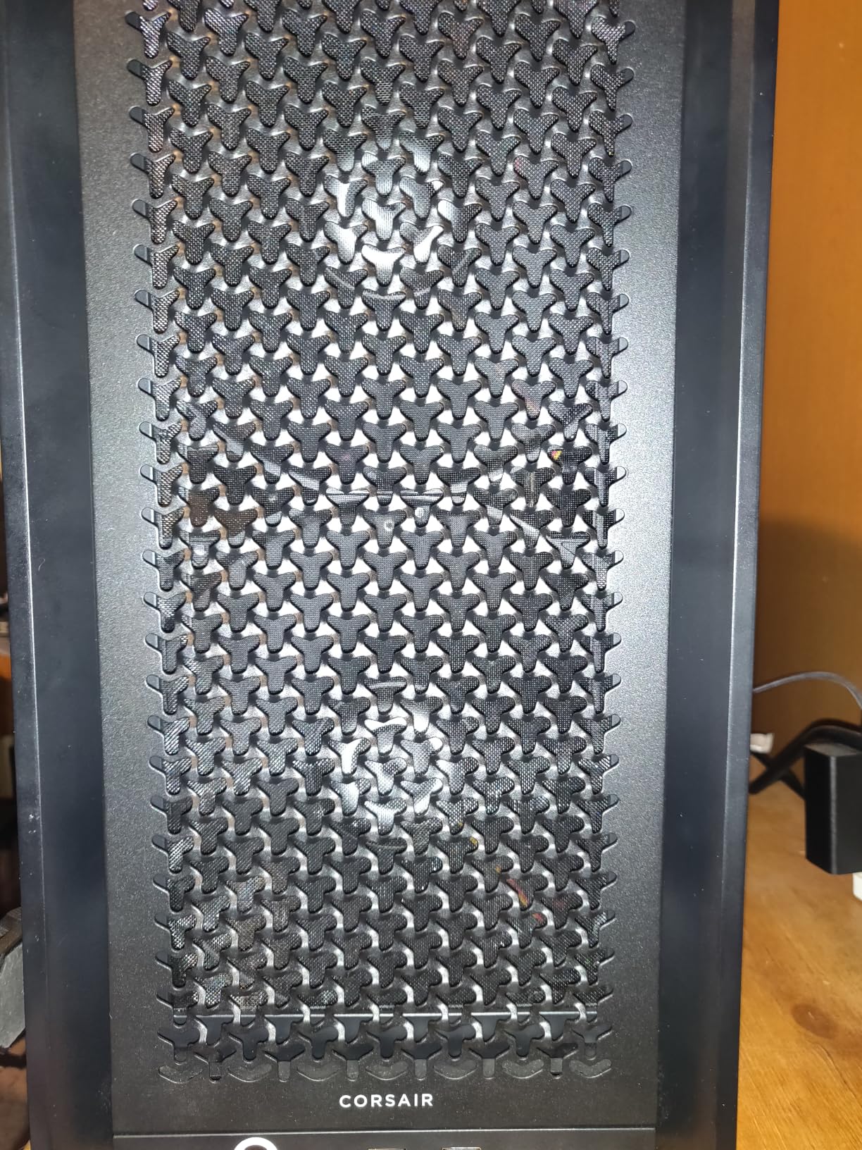 Thermaltake 200mm Pure 20 Series Black 200x30mm Thick Quiet High Airflow Case Fan with Anti-Vibration Mounting System Cooling CL-F015-PL20BL-A customer photo 1