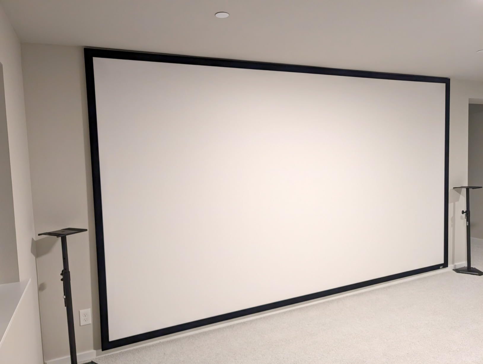 Elite Screens Sable Frame 2, 165-Inch Fixed Frame Projector Screen, 16:9 8K/4K Ultra HD & Active 3D Ready, ISF-Certified Material, Ideal for Home Theater, Office, and Indoor Presentations customer photo 1