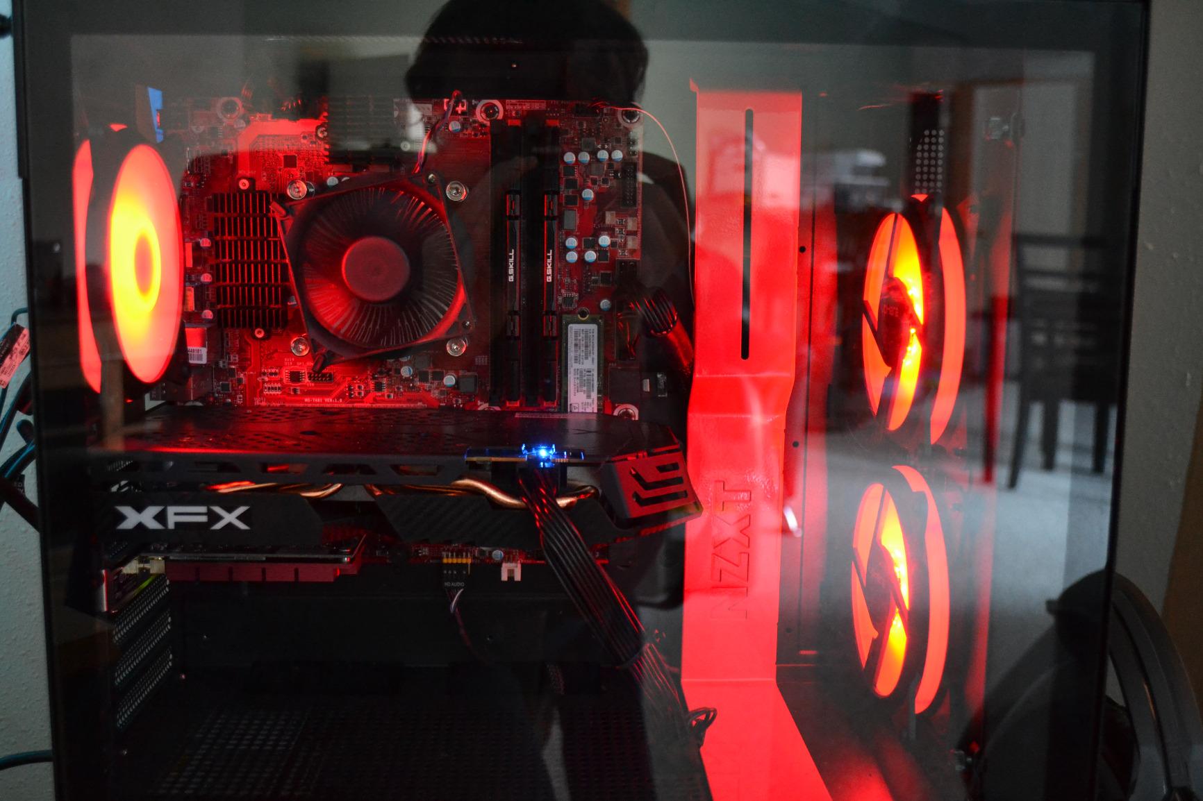 XFX Radeon RX 580 GTS Black Edition 1425MHz OC+, 8GB GDDR5, VR Ready, Dual BIOS, 3xDP HDMI DVI, AMD Graphics Card (RX-580P8DBD6) customer photo 1