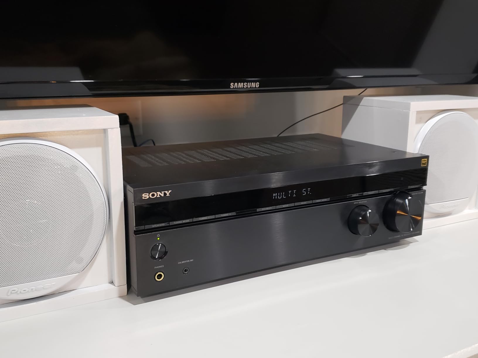 Sony STRDH590 5.2 Channel Surround Sound Home Theater Receiver: 4K HDR AV Receiver with Bluetooth, Dolby Atmos & DTS:X Surround Sound, 4K HDR passthrough, Virtual Front Surround, Auto Calibration customer photo 2