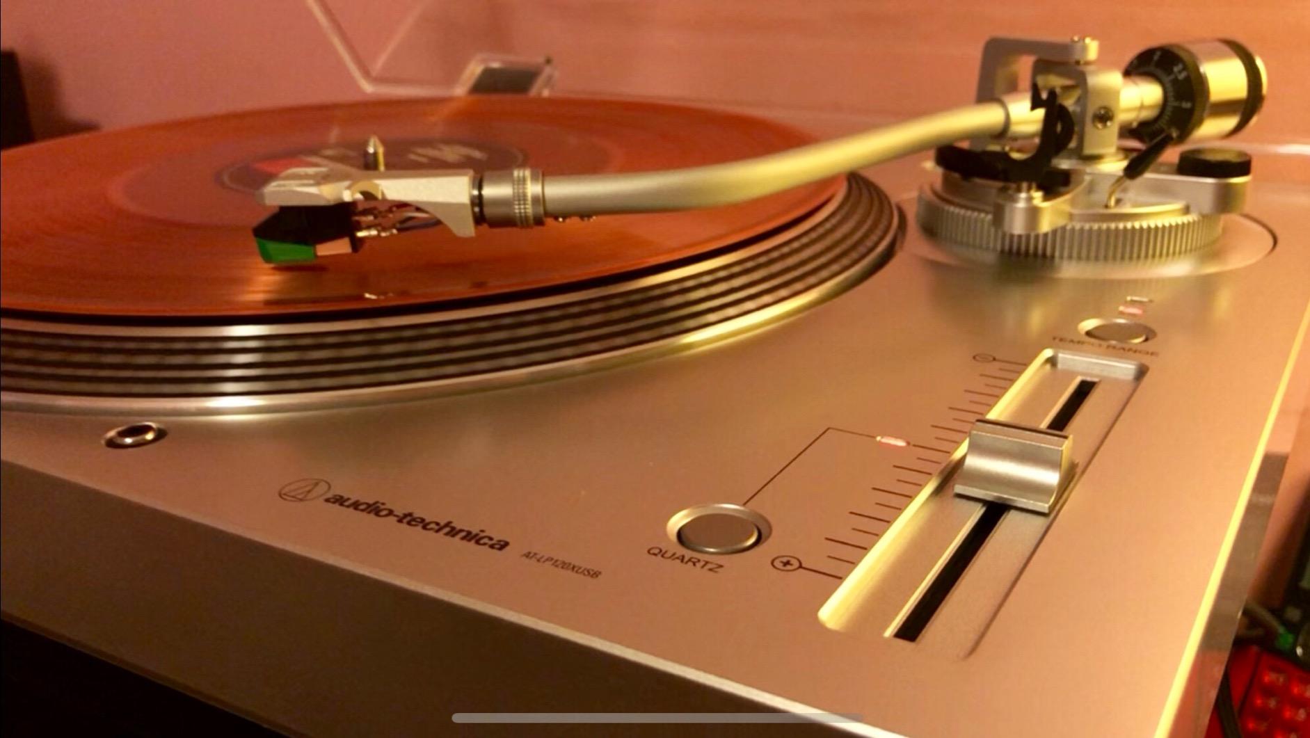 Audio-Technica AT-LP120XUSB-BK Direct-Drive Turntable (Analog & USB), Fully Manual, Hi-Fi, 3 Speed, Convert Vinyl to Digital, Anti-Skate and Variable Pitch Control, Black customer photo 2