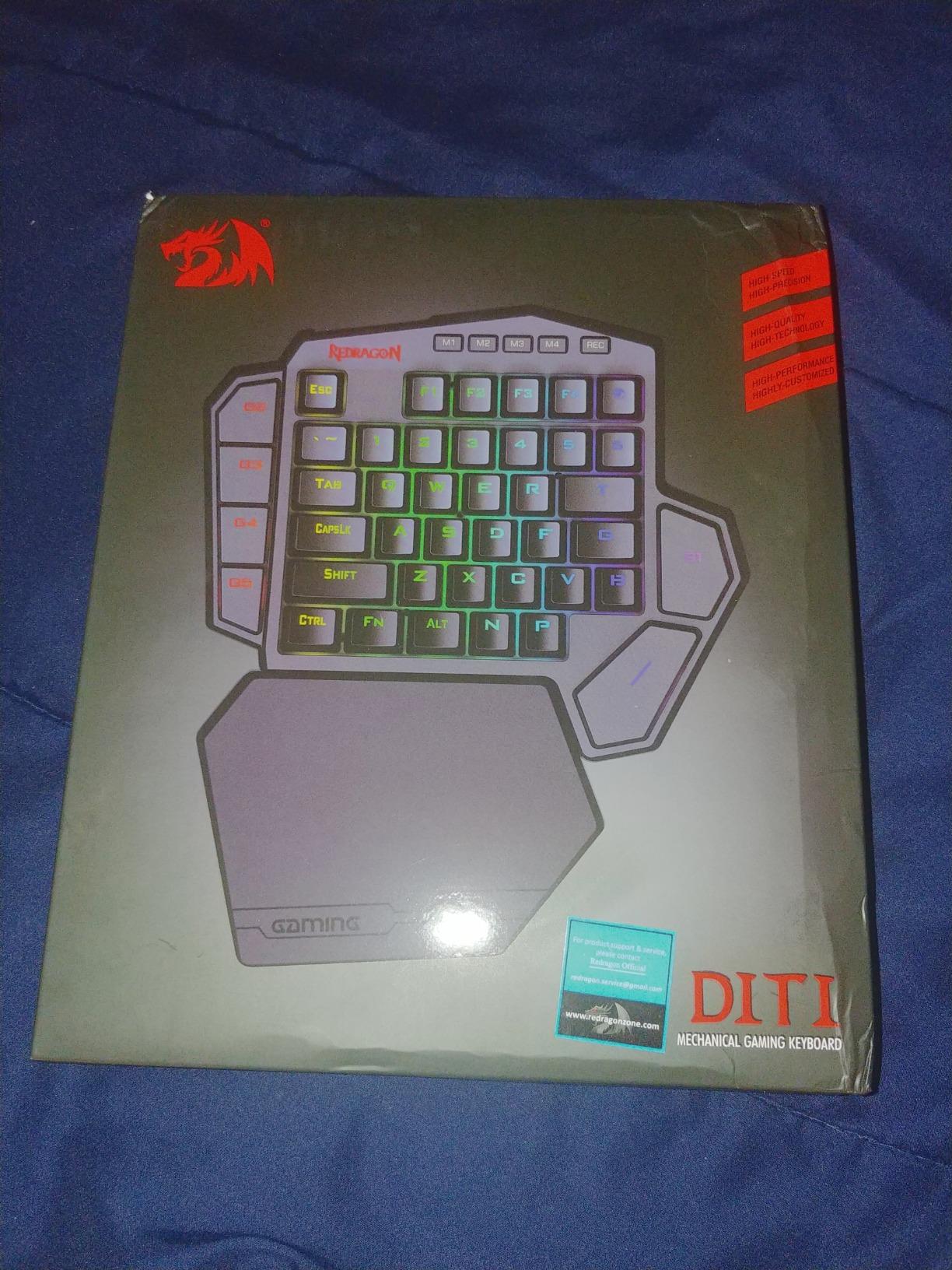 Redragon K585 Wired One-Handed RGB Gaming Keypad, Tactical 42-Key Layout | On Board 28 Combo Slots 4 Profiles Keyboard, USB Pass-Through Port, 16.8M Colors, Swap-Ready Socket, Detachable Wrist Rest customer photo 1