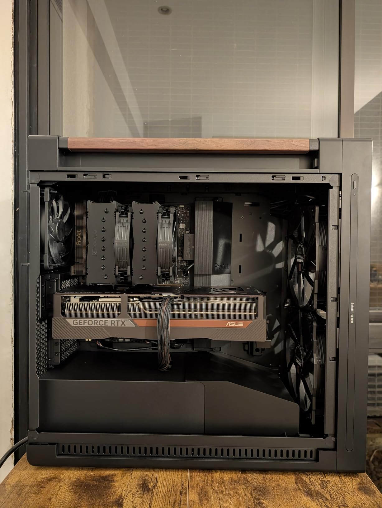 Noctua NF-A20 PWM chromax.Black.swap, Premium Quiet Fan, 4-Pin (200x30mm, Black) customer photo 2
