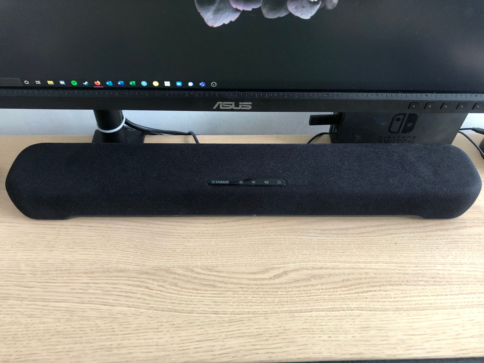 Yamaha Audio SR-C20A Compact Sound Bar with Built-in Subwoofer and Bluetooth, Black customer photo 2