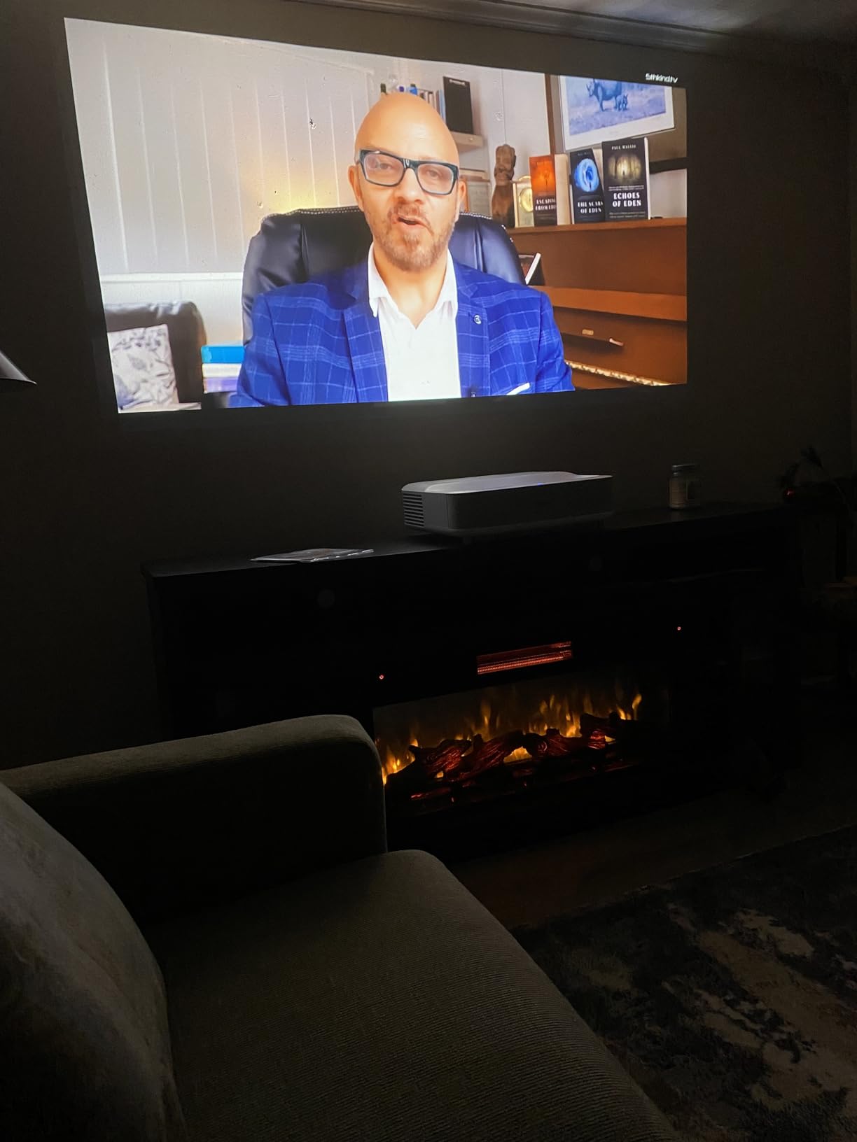 Epson EpiQvision Ultra Short Throw LS300 3LCD Smart Laser Projector 3600 Lumens Color & White Brightness, HDR, Android TV, Yamaha Speakers, Bluetooth, Sports, Gaming, Movies & Streaming customer photo 2
