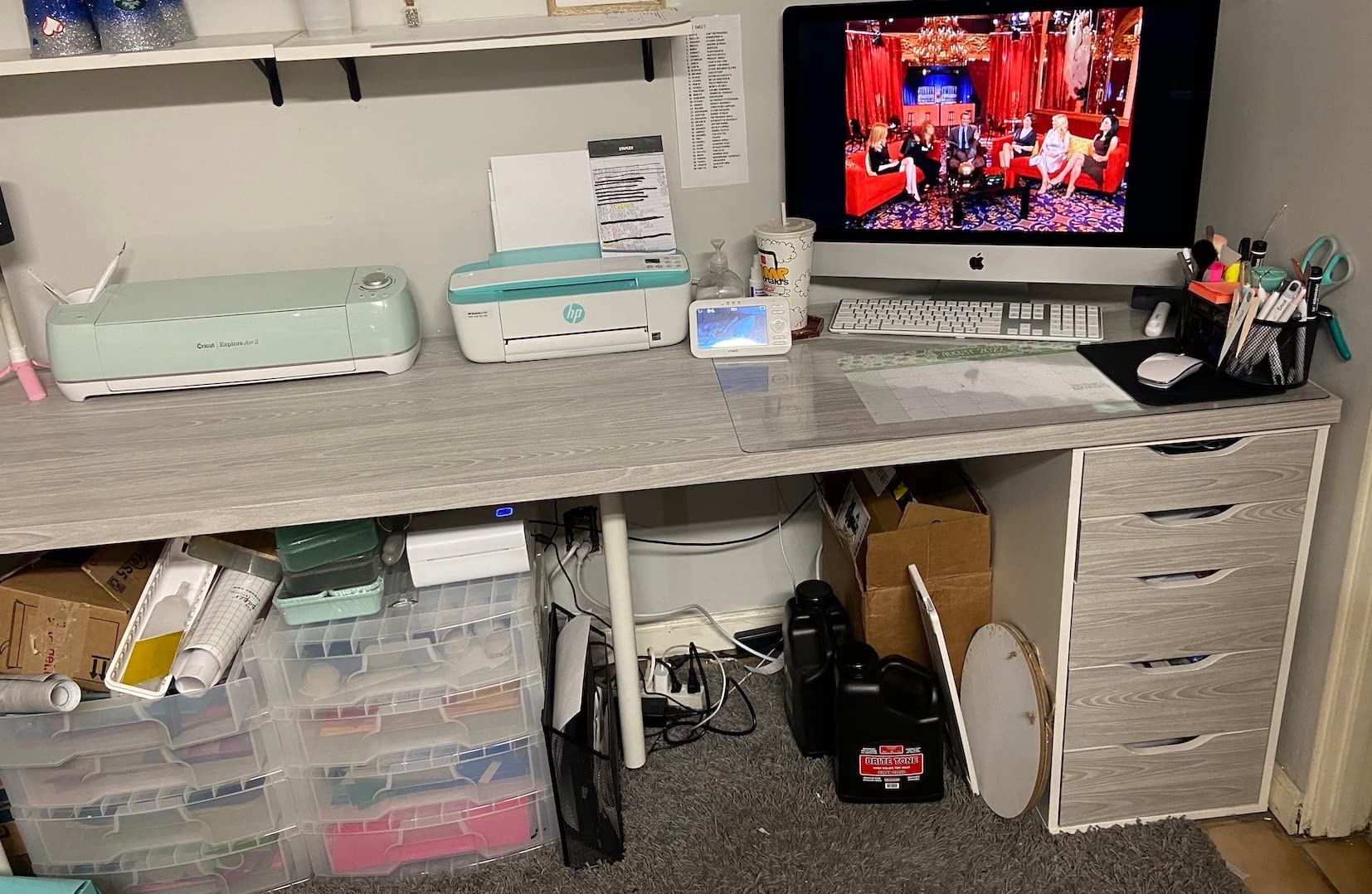 Apple Early 2019 iMac with 3.0GHz Intel Core i5, 27 inch Retina 5K Display, 8GB RAM, 1TB (Renewed) customer photo 1