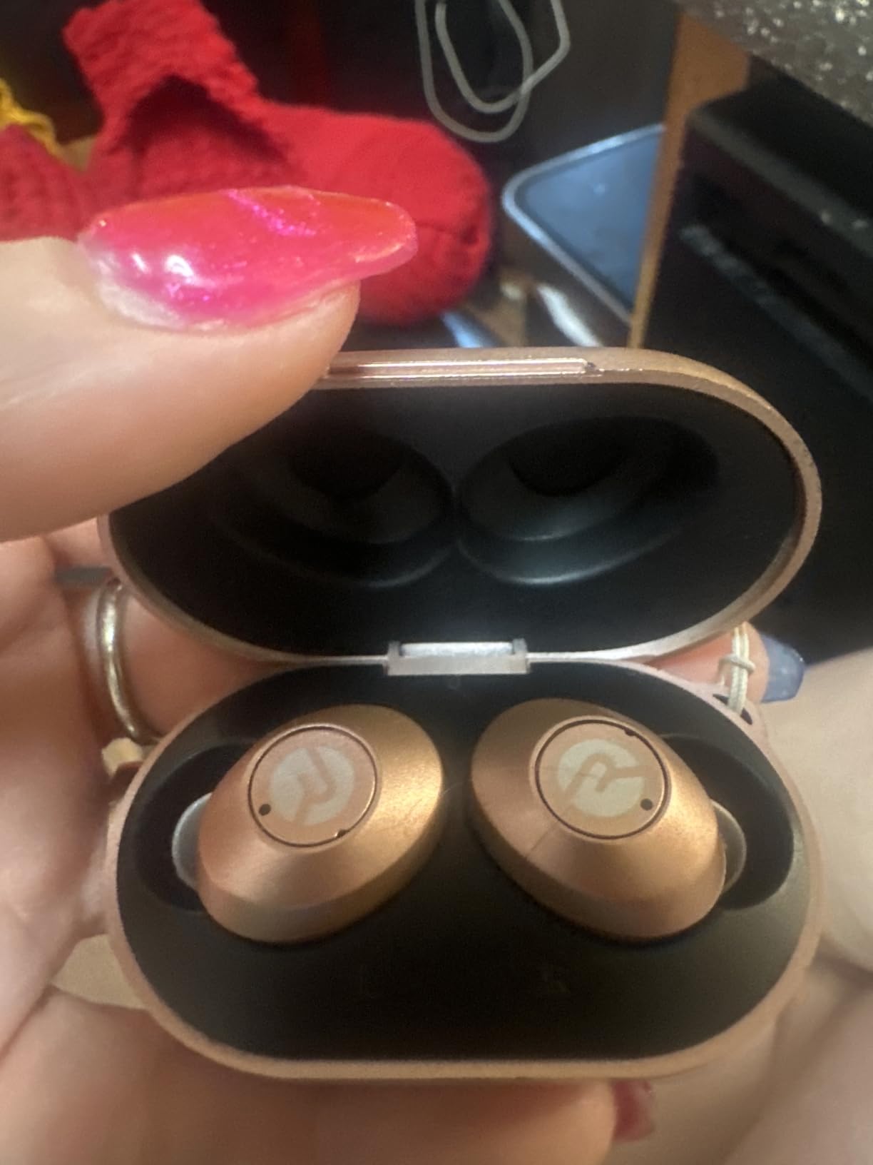 Raycon Everyday Bluetooth Wireless Earbuds with Microphone - Active Noise Cancelling, Sweat & Water-Resistant Earphones, Ear Buds Wireless Bluetooth Up to 32 Hours Playtime (Black) customer photo 2