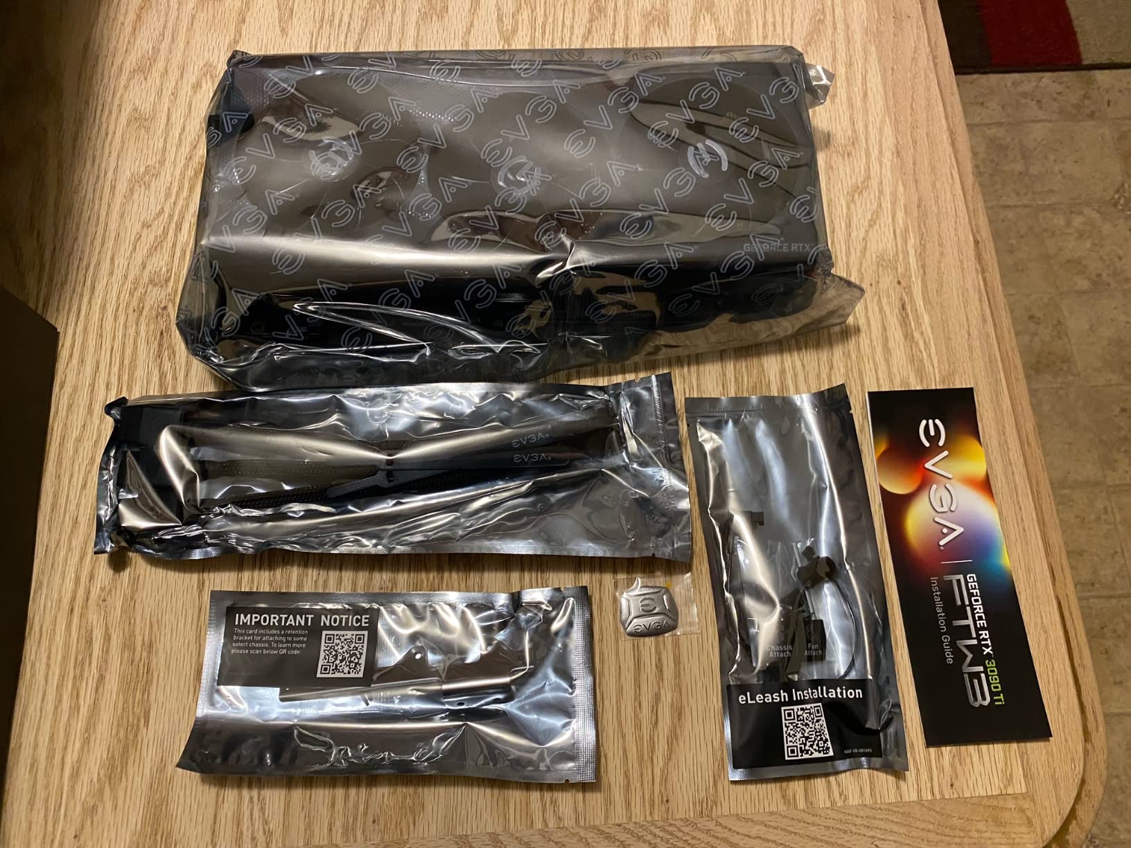 EVGA GeForce RTX 3090 Ti FTW3 Ultra Gaming, 24G-P5-4985-KR, 24GB GDDR6X, iCX3, ARGB LED, Backplate, Free eLeash customer photo 2