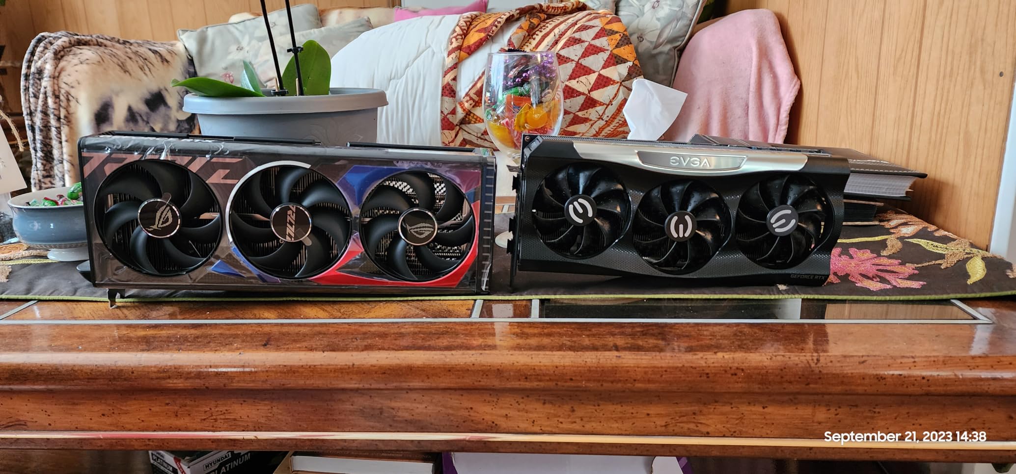 ASUS ROG Strix GeForce RTX 4080 OC Edition Gaming Graphics Card (PCIe 4.0, 16GB GDDR6X, HDMI 2.1a, DisplayPort 1.4a), 3 Year Warranty customer photo 1