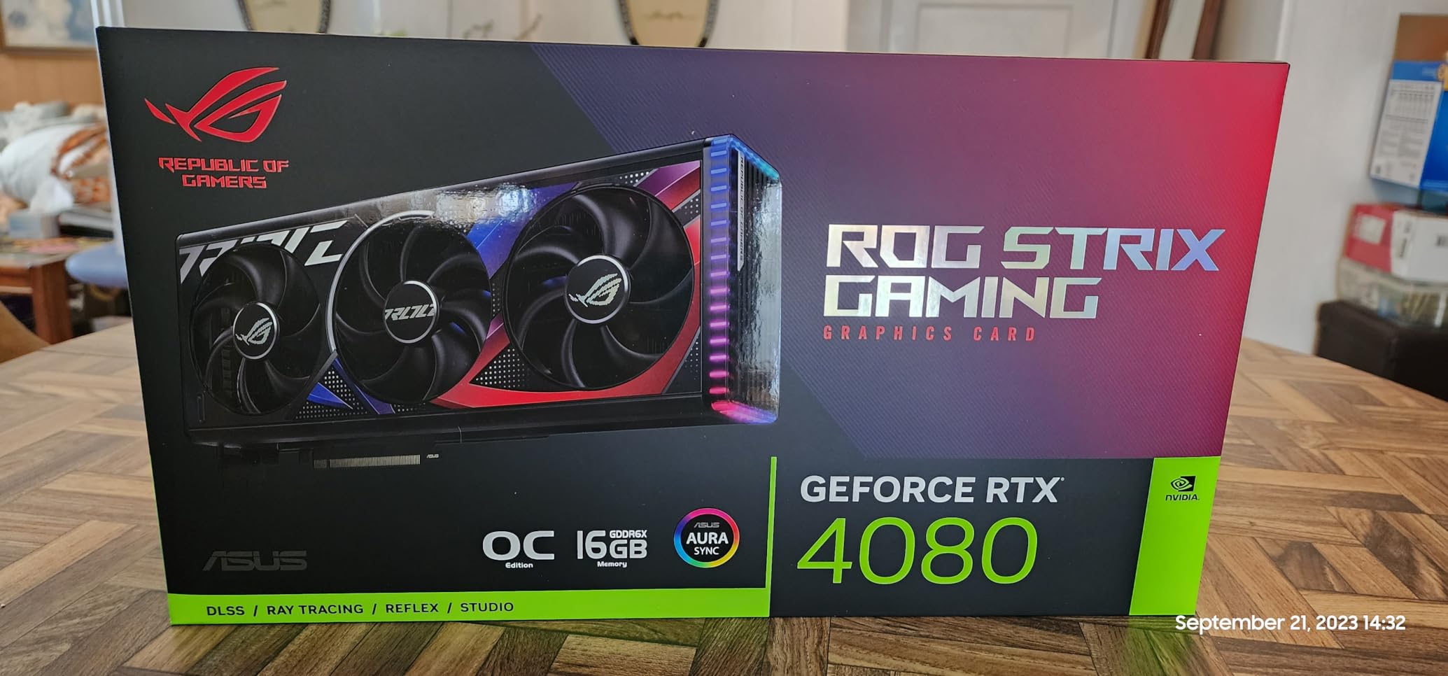 ASUS ROG Strix GeForce RTX 4080 OC Edition Gaming Graphics Card (PCIe 4.0, 16GB GDDR6X, HDMI 2.1a, DisplayPort 1.4a), 3 Year Warranty customer photo 2