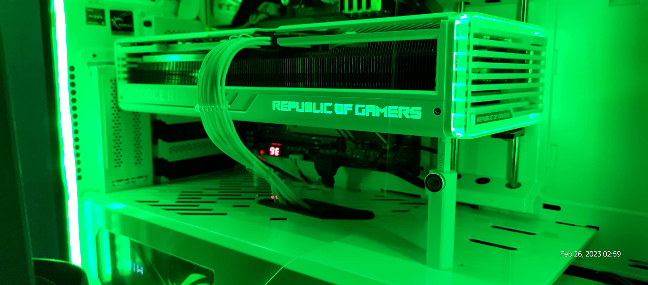 ASUS ROG Strix GeForce RTX 4090 White OC Edition Gaming Graphics Card (PCIe 4.0, 24GB GDDR6X, HDMI 2.1a, DisplayPort 1.4a), 3 Year Warranty customer photo 1