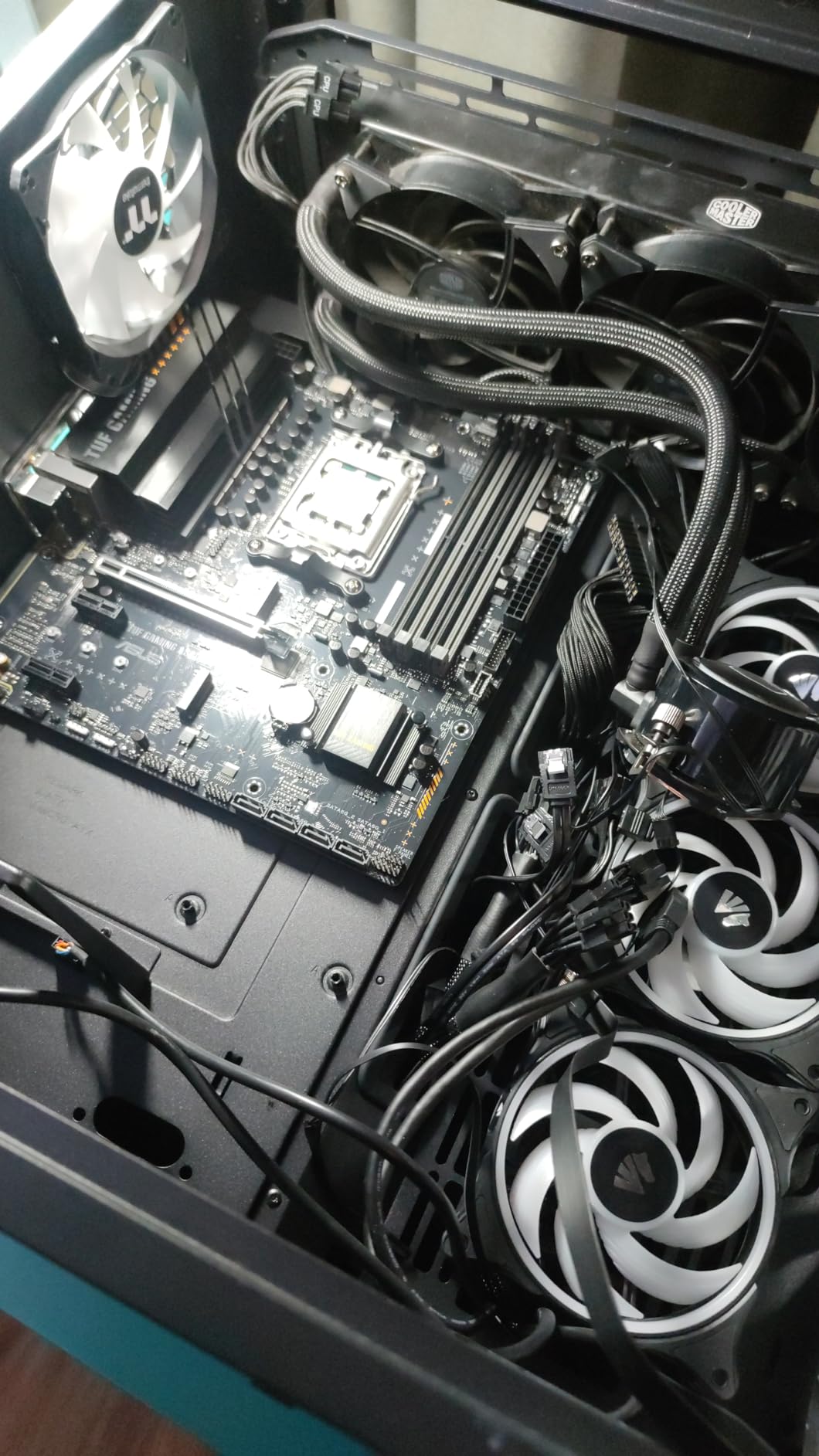 ASUS TUF Gaming A620M-PLUS(WiFi) AMD AM5 (Ryzen 7000) microATX Gaming Motherboard(DDR5, PCIe 4.0, 2xM.2 Slots, 2.5Gb LAN, Wi-Fi6, 2xDisplayPort, HDMI, Front USB 3.2 Gen 1 Type-C, BIOS Flashback, M.2 Q-Latch) customer photo 1