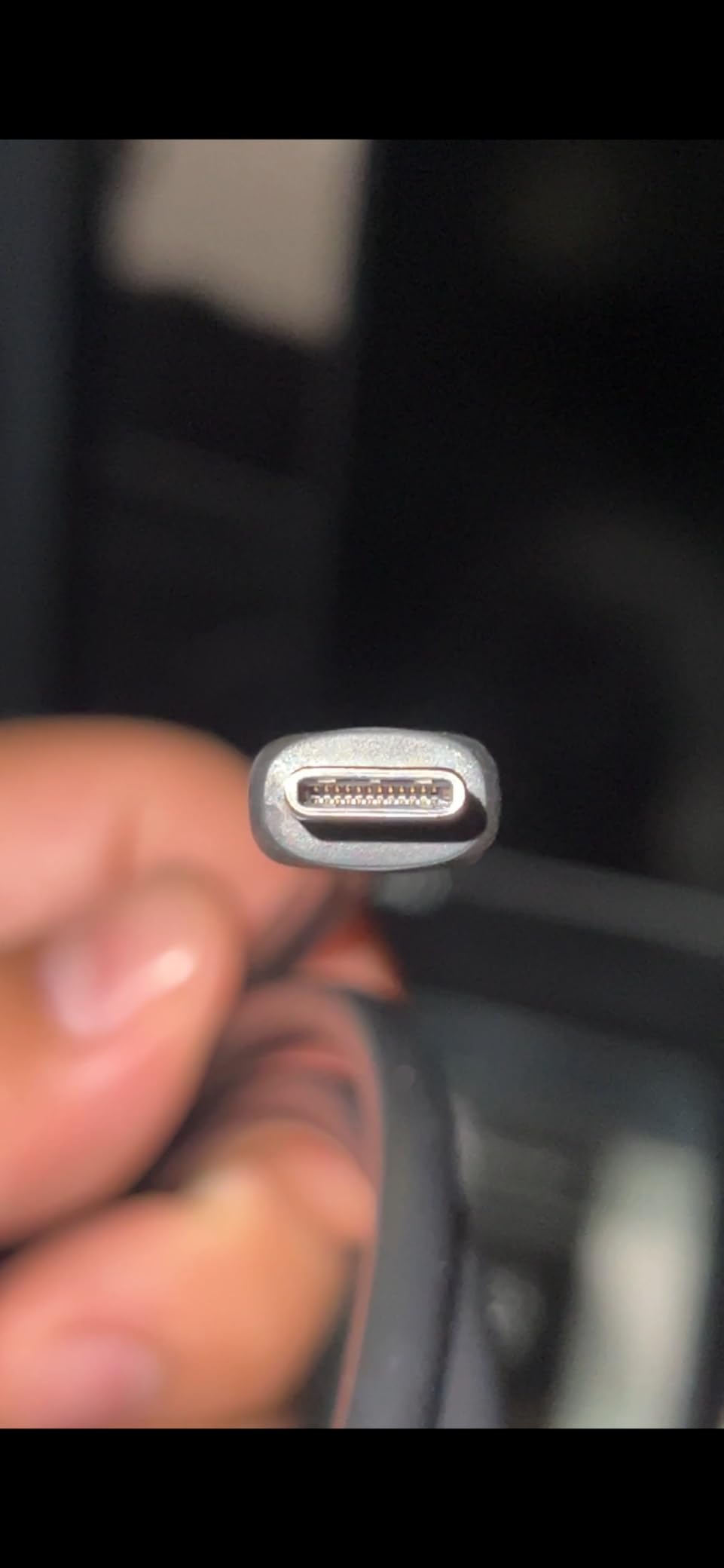 Amazon Basics USB-C to USB-C 4 Fast Charger Cable, 40 Gbps, 8K Video, 240W, USB-IF Cert, Thunderbolt 4/3 Compatible, for Apple iPhone 16/15, iPad, Samsung Galaxy, Tablets, Laptops, 3.3 Foot, Black customer photo 2