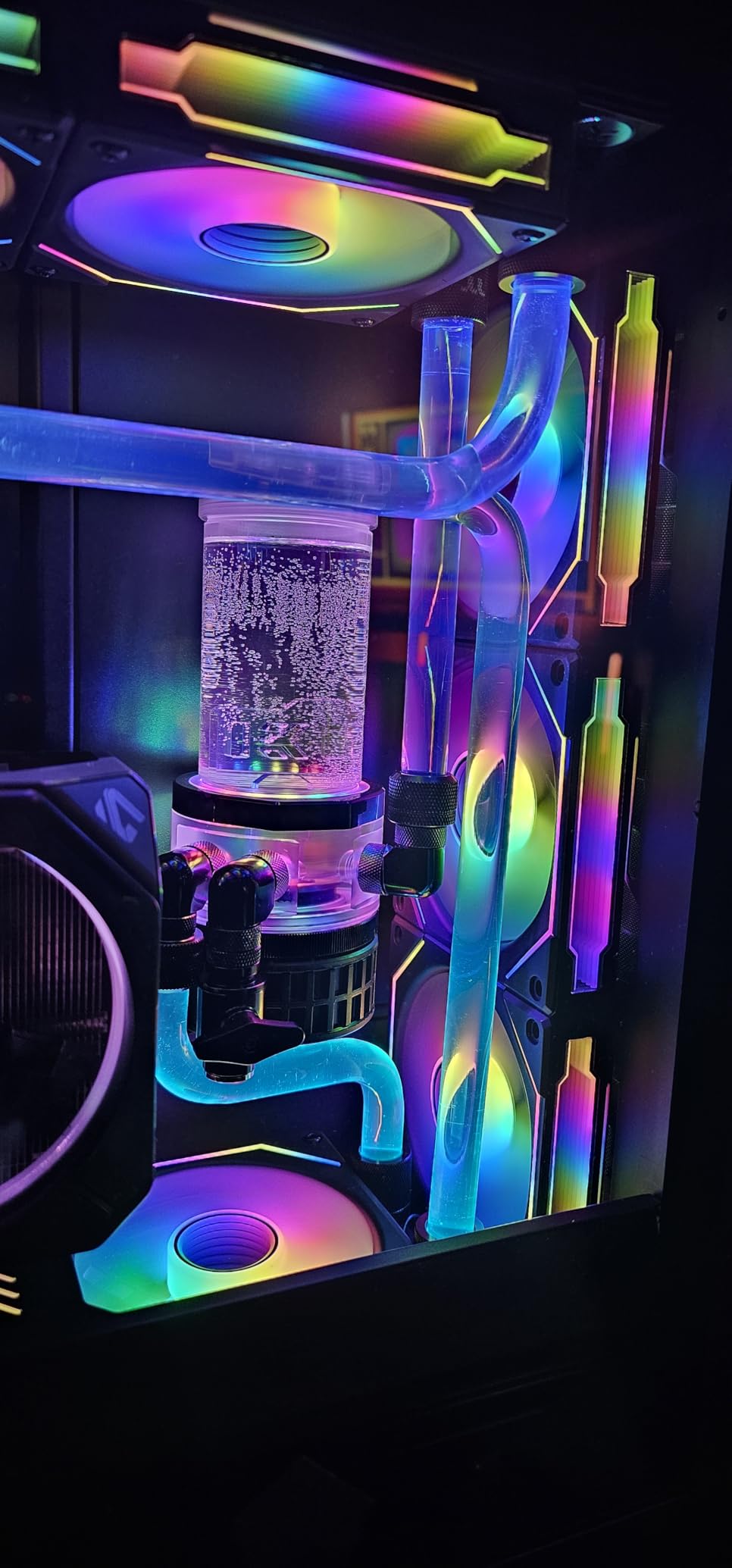 Lian Li UNI Fan SL-Infinity 120mm Reverse Blade Single Pack ARGB Daisy-Chain Infinity Mirror Black customer photo 2