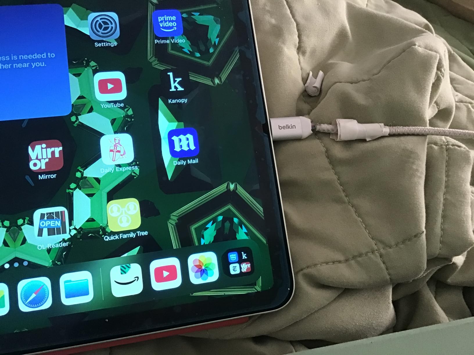 Belkin USB C to C 240W Braided Cable, 3.3ft, iPhone Charger Cord | 240W USB-C Power Delivery, iPhone 17/16, Samsung Galaxy S25, Pixel 10, MacBook, Chromebook, Nintendo Switch 2 customer photo 1