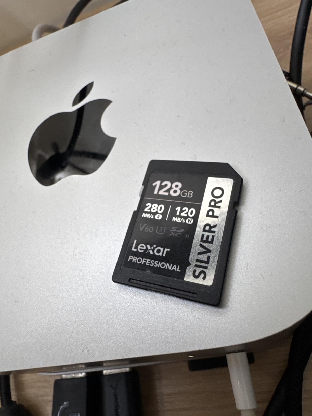 Lexar 128GB Professional SILVER PRO SD Card, UHS-II, C10, U3, V60, Full HD, 4K, Up To 280MB/s Read SDXC Memory Card, for Professional Photographer, Videographer, Enthusiast (LSDSIPR128G-BNNNU) customer photo 2