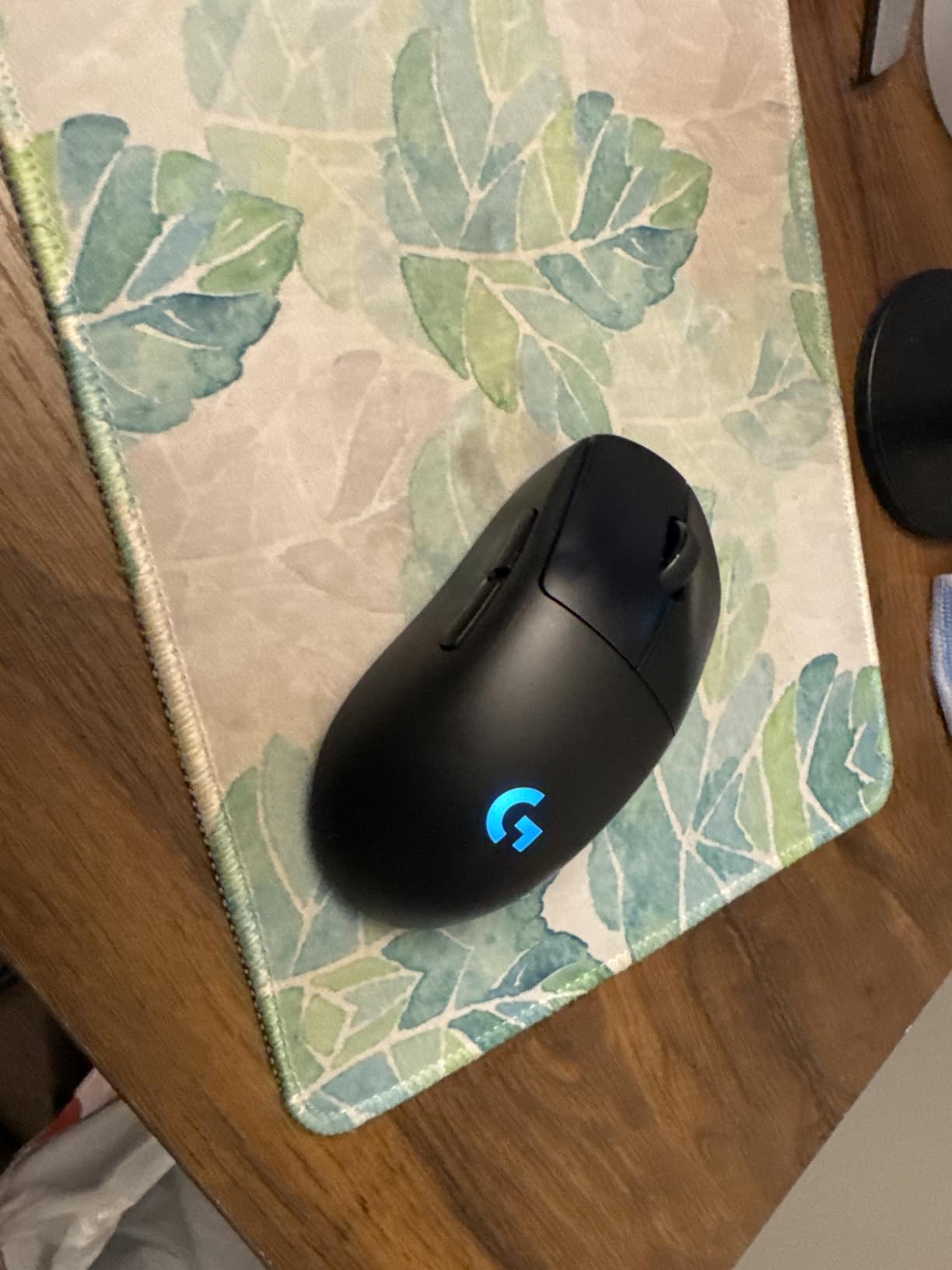 Logitech G PRO 2 Lightspeed Wireless Gaming Mouse, Right- or Left-Handed Mouse with up to 4 Customizable and Switchable Magnetic Side Buttons, 44K DPI Sensor, USB-C Charging, for PC/Mac - Black customer photo 2