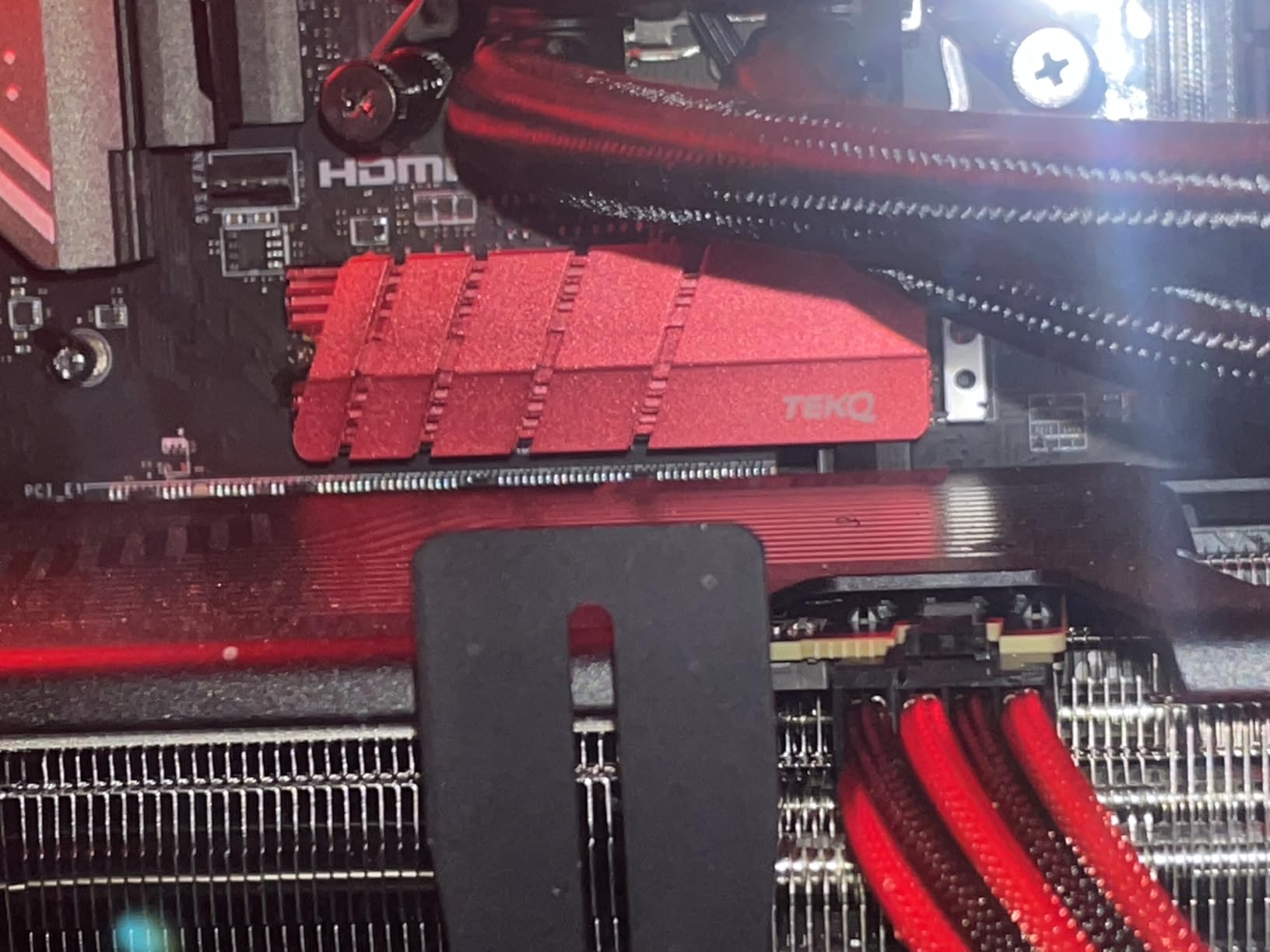 M.2 2280 SSD heatsink, Double-Sided Heat Sink, with Thermal Silicone pad for PC M.2 PCIE NVMe SSD or M.2 SATA SSD (RED) customer photo 2