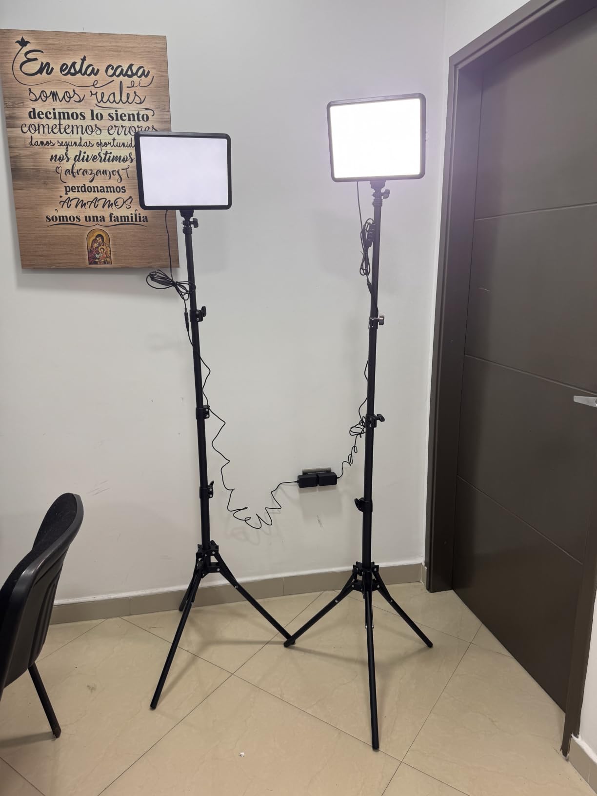 2-Pack Photography Lighting Kit, NiceVeedi 25W LED Video Light Kit, 2900-7000K Dimmable Studio Light with Tripod Stand, 73