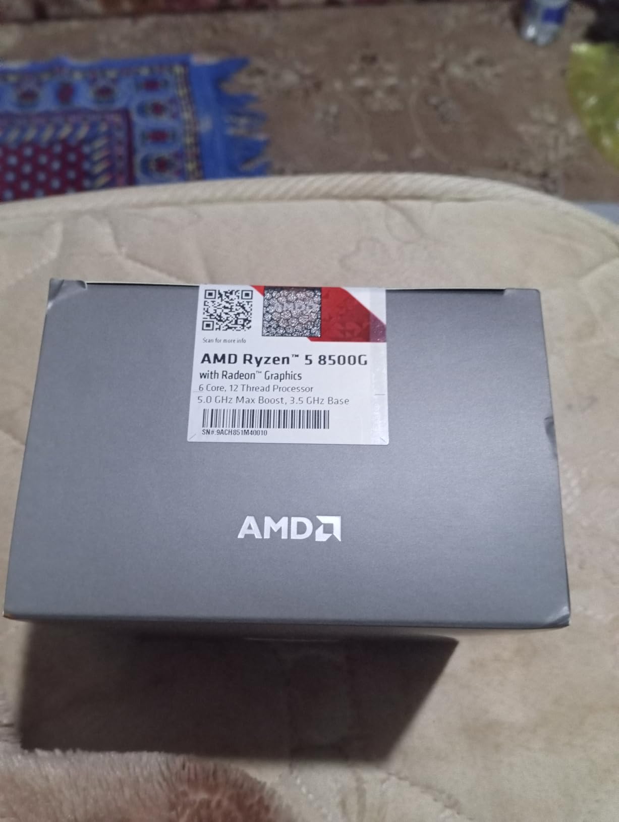 AMD Ryzen 5 8500G 6-Core, 12-Thread Desktop Processor (Radeon 760M Graphics) customer photo 1
