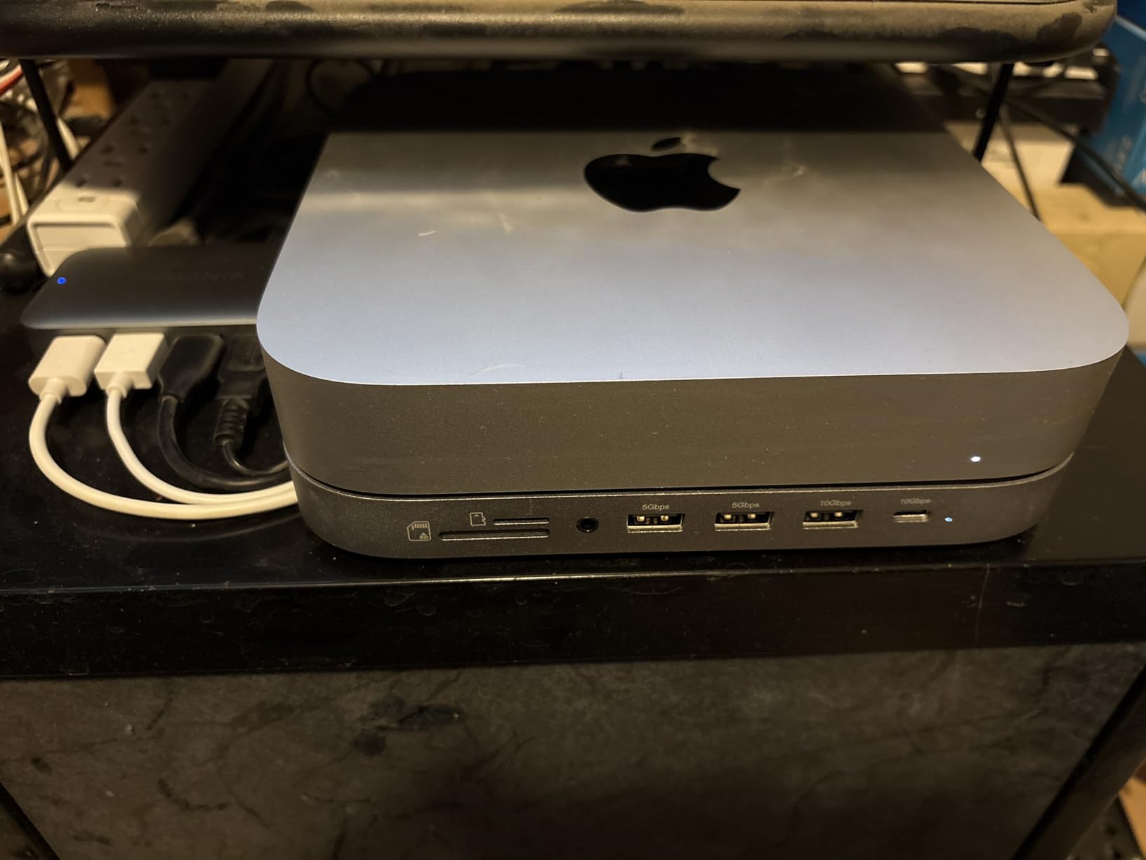 Mac mini Hub & Stand, NVMe/SATA SSD Enclosure, USB-C 10Gbps, Silver customer photo 1