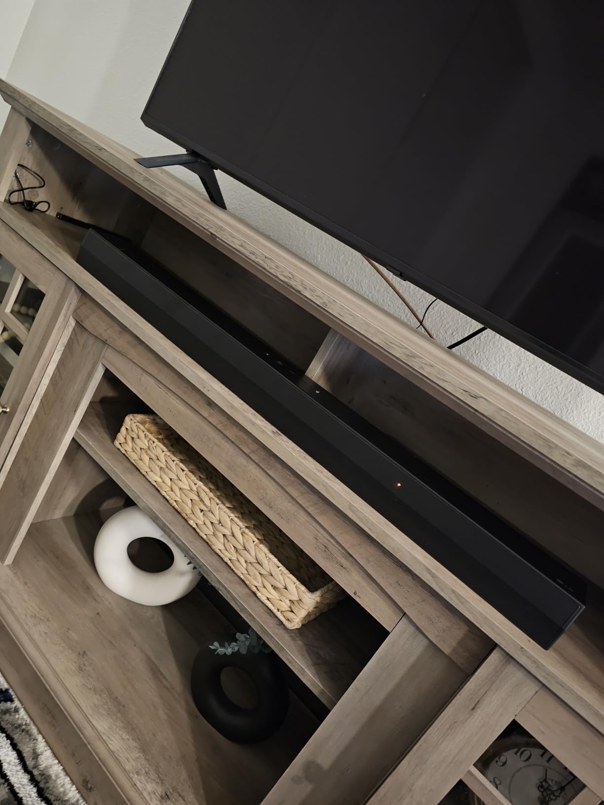 LG S60T 3.1 ch. Soundbar with Wireless Subwoofer, Dolby Audio, TV Synergy, Wow Interface, AI Sound Pro customer photo 1