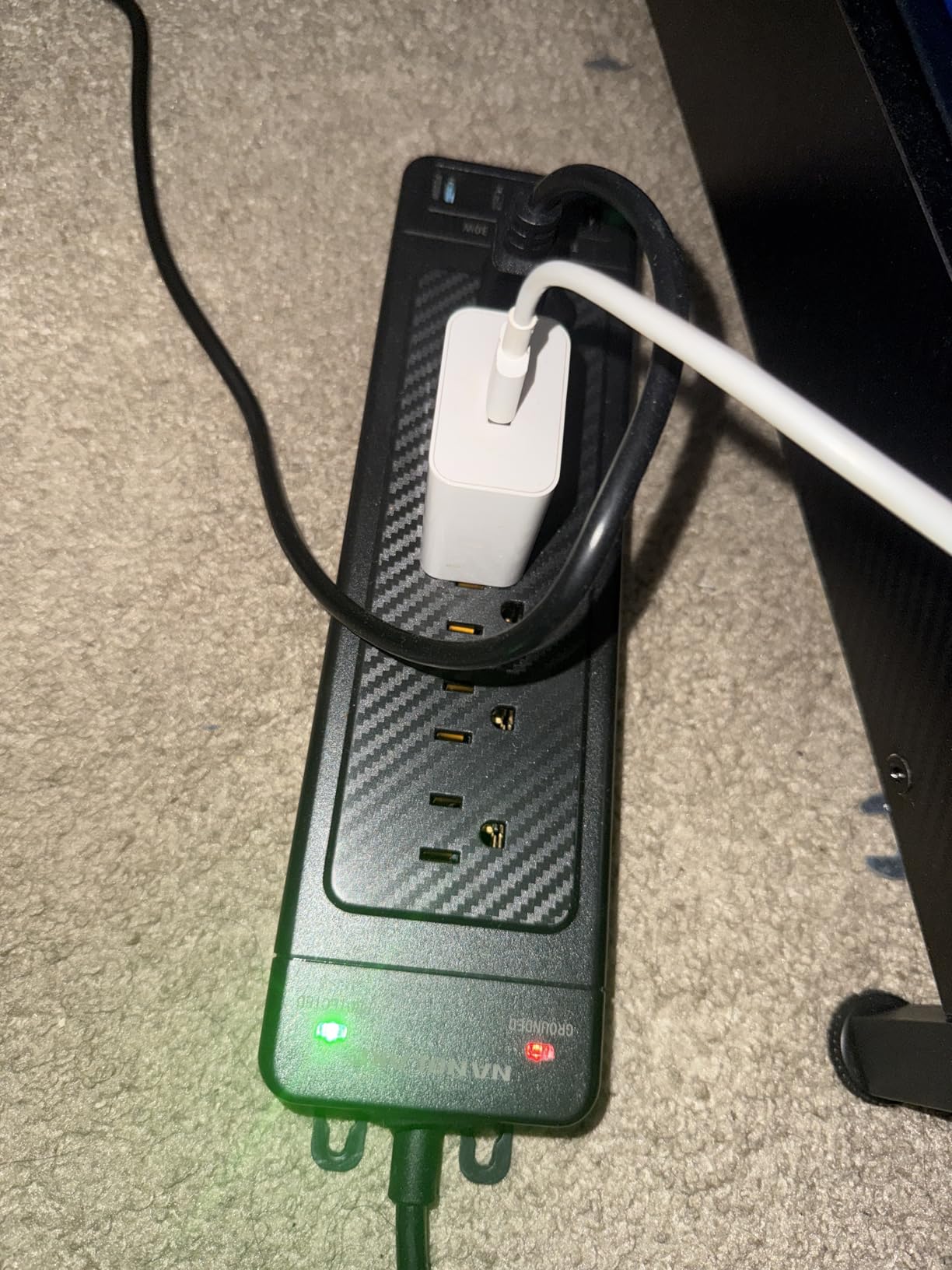 Surge Protector Power Strip 10ft Cord/High Joules Surge Protection (4800J) /Heavy Duty/Multiple outlets/Mountable/18AC/15A/ USB A+C(PD20W),Flat Plug,Commercial,Industrial,Office,Home,Black customer photo 1
