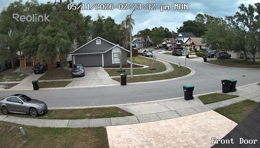 REOLINK Argus PT Ultra First 4K Solar Security Cameras Wireless Outdoor | 360° Pan Tilt, 8MP Color Night Vision, 2.4/5 GHz Wi-Fi 6, No Monthly Fee, Home Hub Compatible, Black customer photo 2