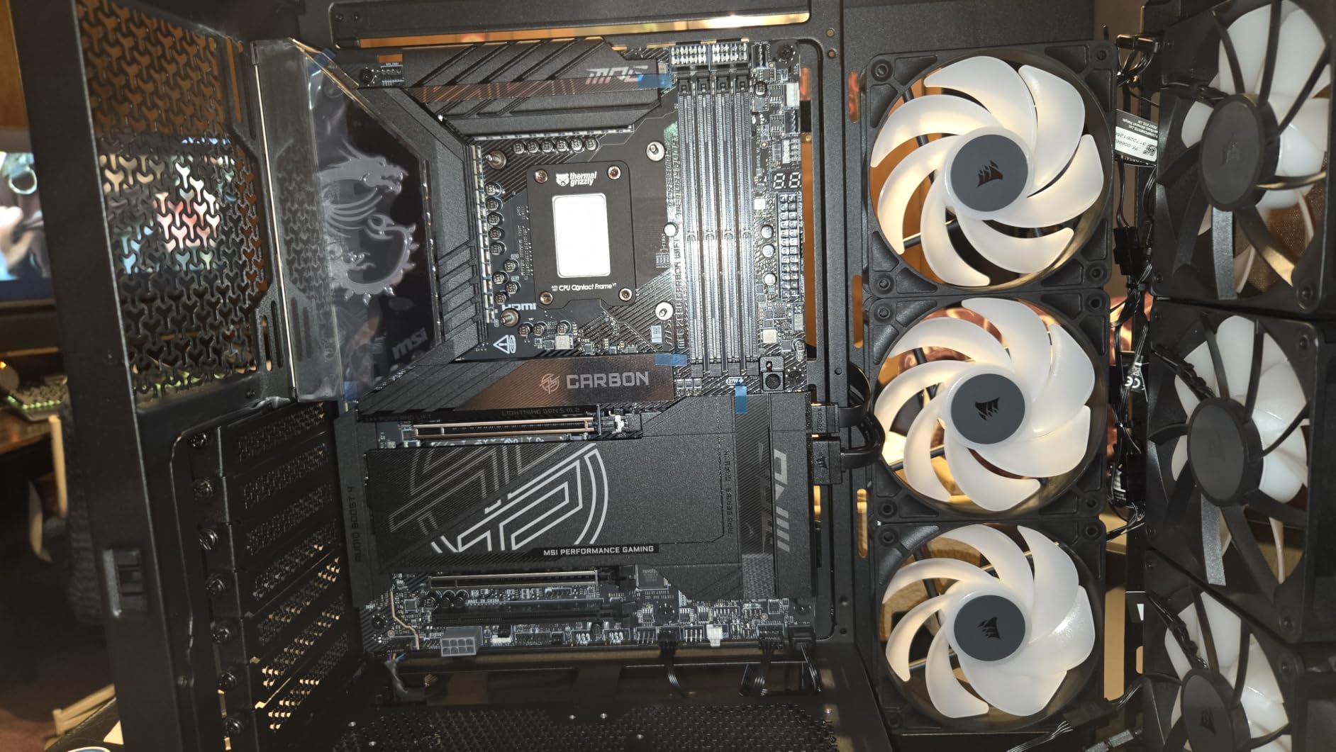 CORSAIR RS140 ARGB 140mm PWM Fans - Daisy-Chain Connection - Low-Noise - Magnetic Dome Bearing - Dual Pack - Black customer photo 1