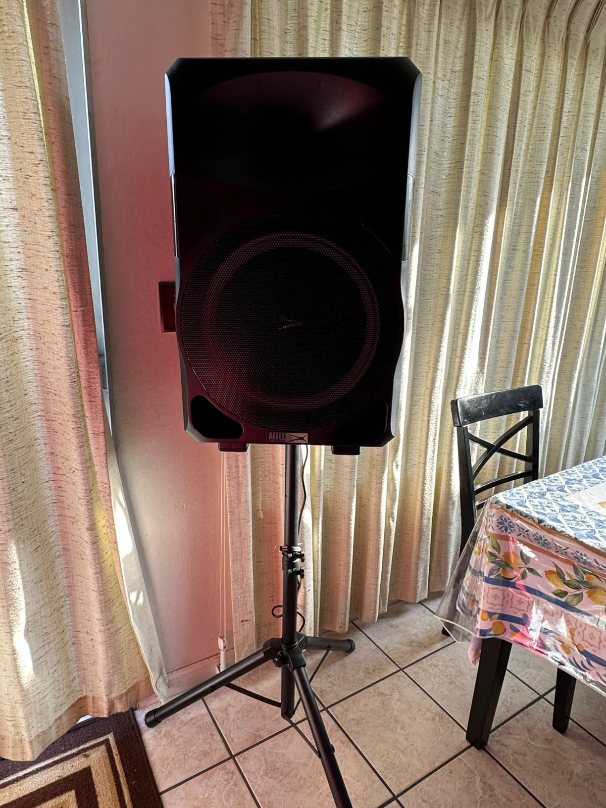 Altec Lansing Portable Speaker SOUNDROVER PRO 650, 650W Peak Power, Bi-Amplified, LED Lighting, Wireless Mic Included, Aux Input, Wall Powered Perfect for Parties, DJ and Karaoke customer photo 2
