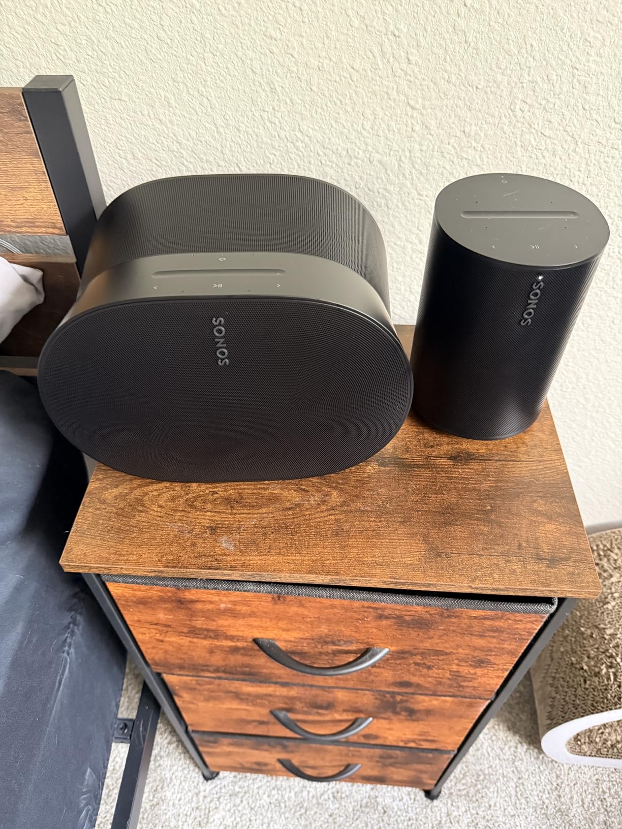 Sonos Arc Ultra Soundbar with Dolby Atmos and Voice Control - 9.1.4 Surround Sound for TV and Music - Black customer photo 1