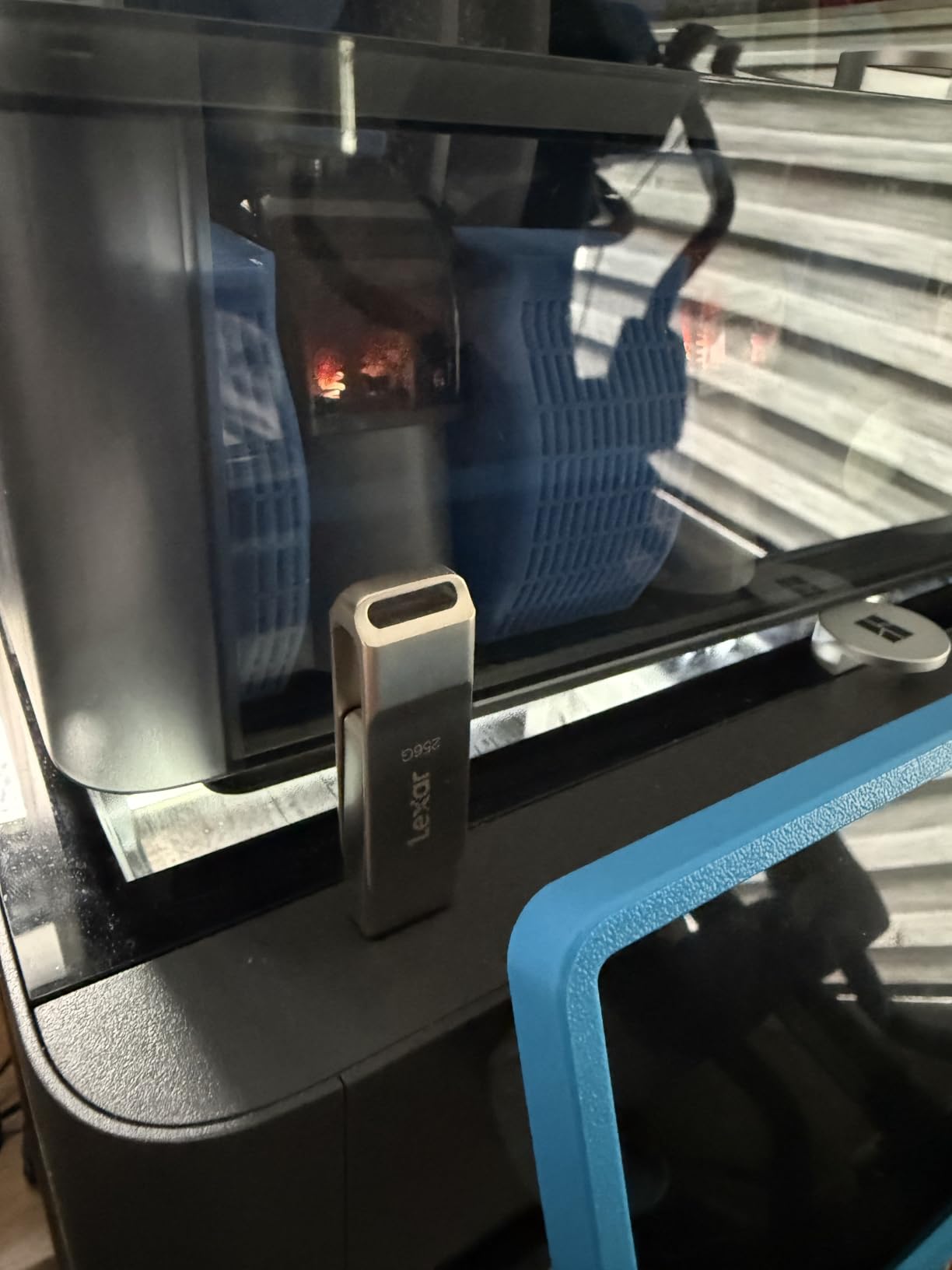 Lexar D40E 256GB Dual USB 3.2 Gen 1 Type-C Jump Drive, USB-C Flash Metal Housing Swivel Design Thumb Drive customer photo 2